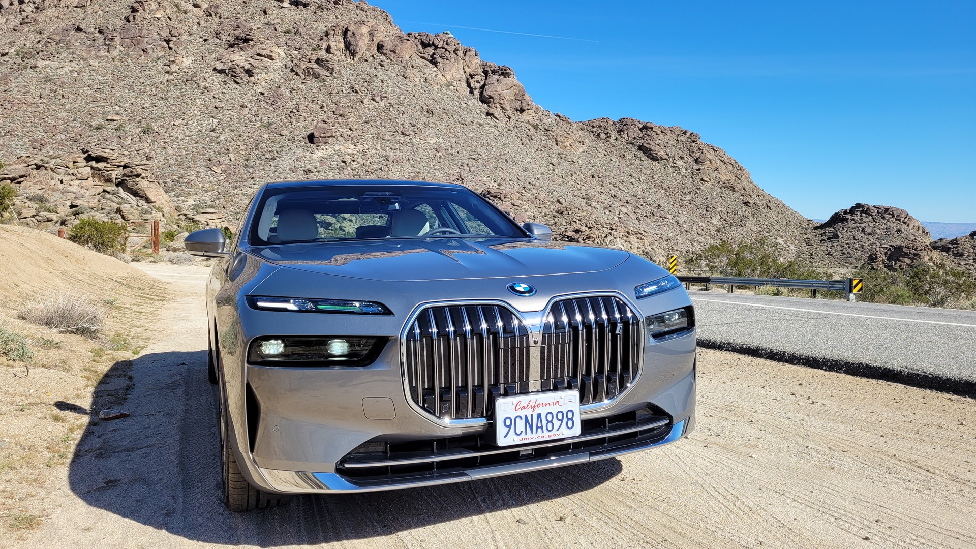 Driven: The 2023 BMW i7 And 7-Series Are Near-Perfect Flagship Sedans