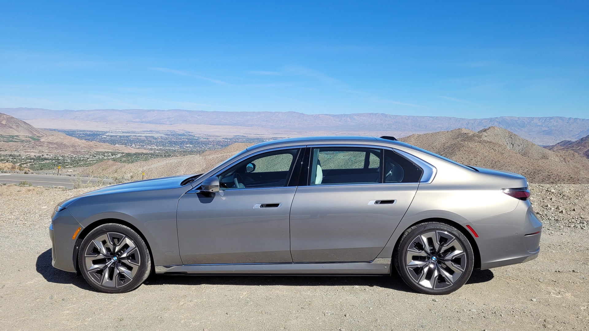 Driven: The 2023 BMW i7 And 7-Series Are Near-Perfect Flagship Sedans