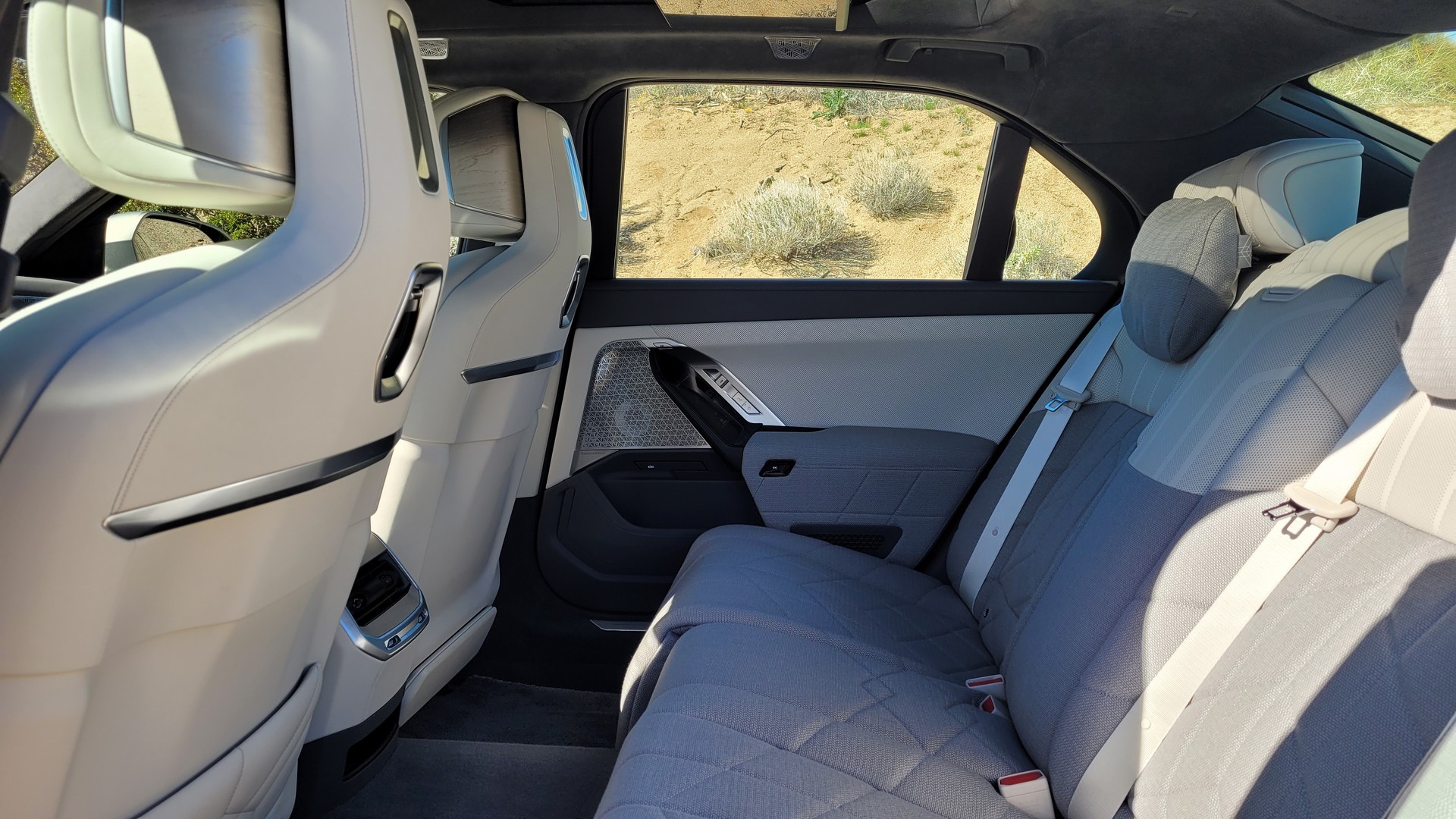 Driven: The 2023 BMW i7 And 7-Series Are Near-Perfect Flagship Sedans