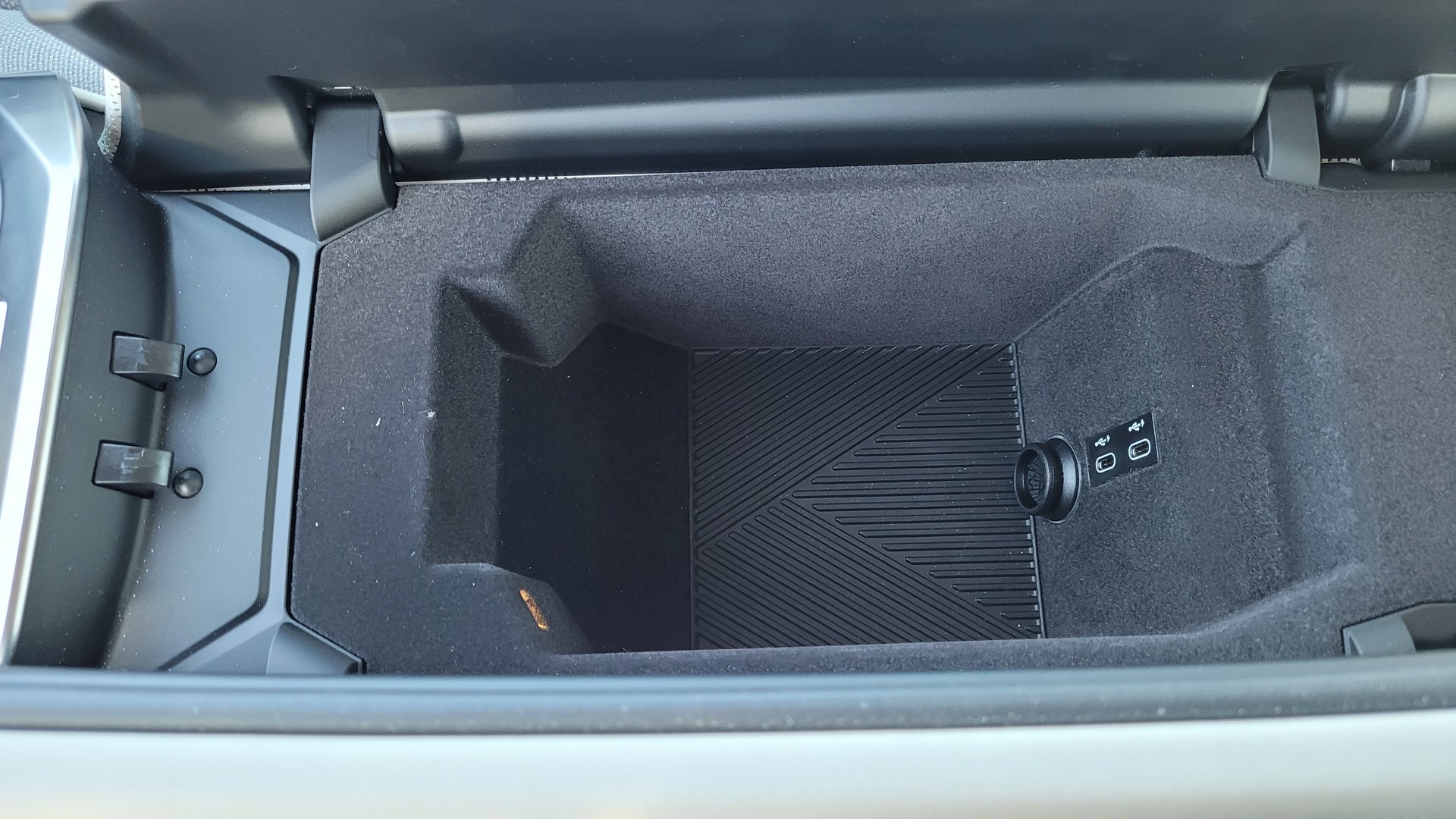 Driven: The 2023 BMW i7 And 7-Series Are Near-Perfect Flagship Sedans