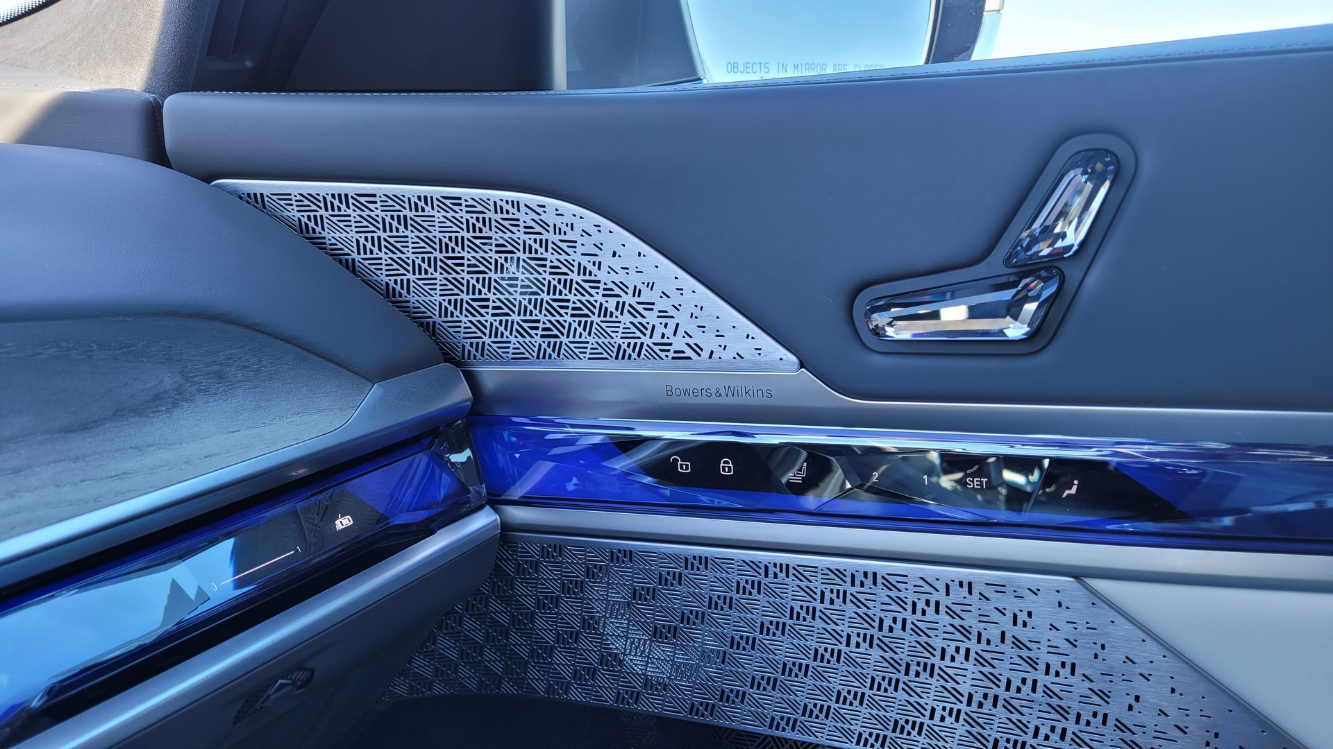 Driven: The 2023 BMW i7 And 7-Series Are Near-Perfect Flagship Sedans