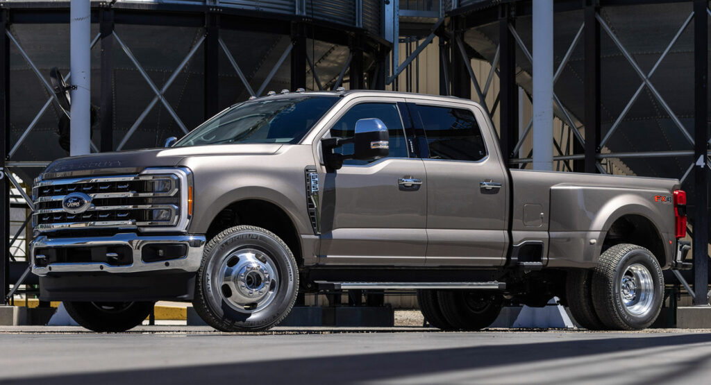  Ford’s New Super Duty Is A Huge Hit, Averaging Over 10k Orders Per Day