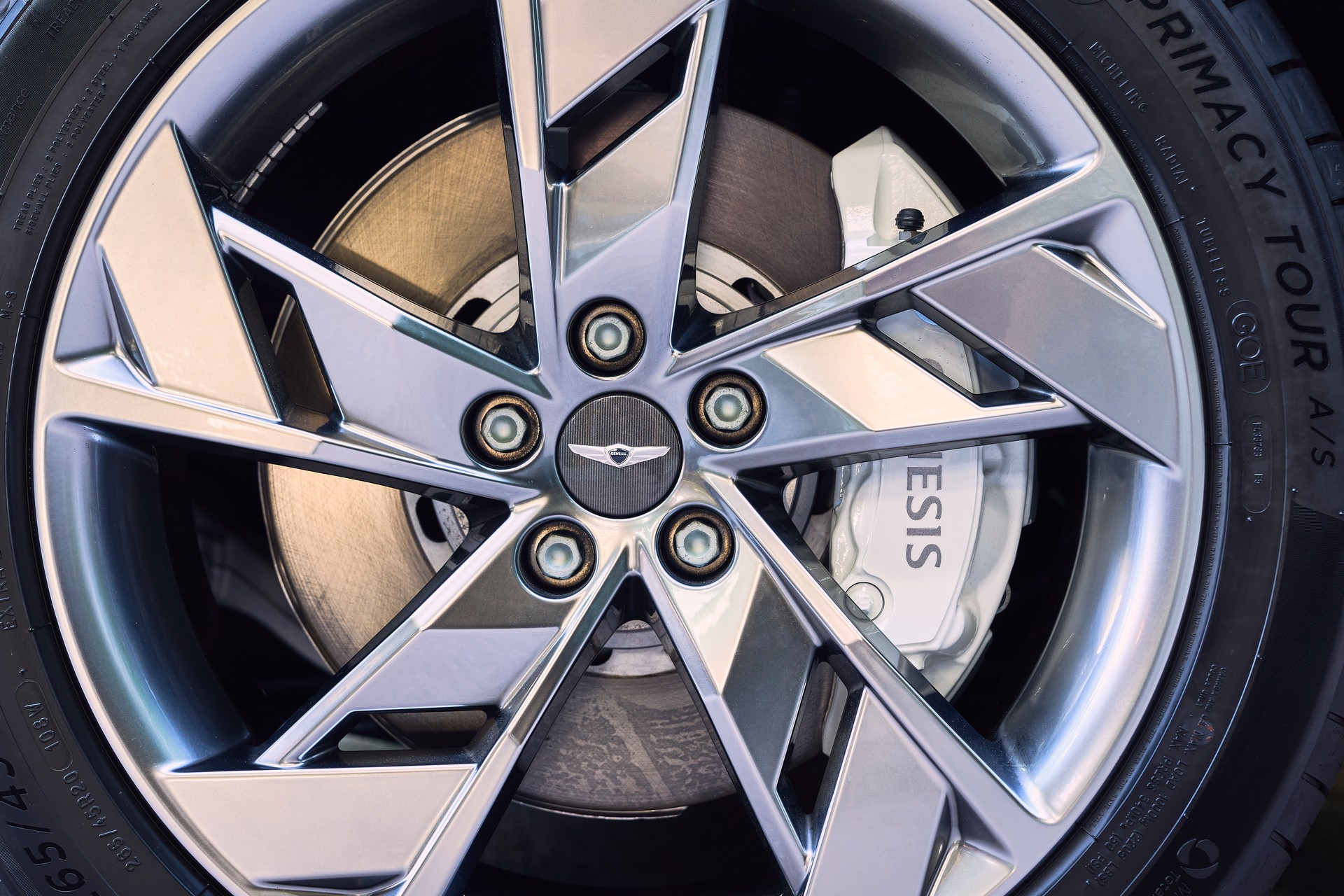 Genesis Electrified GV70 Coming To LA Auto Show, Enters Production Next Month