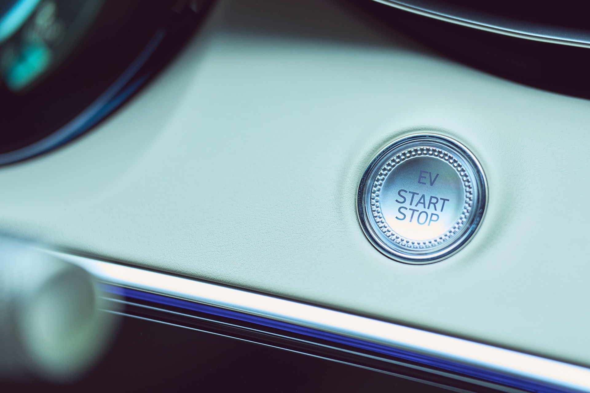 Genesis Electrified GV70 Coming To LA Auto Show, Enters Production Next Month