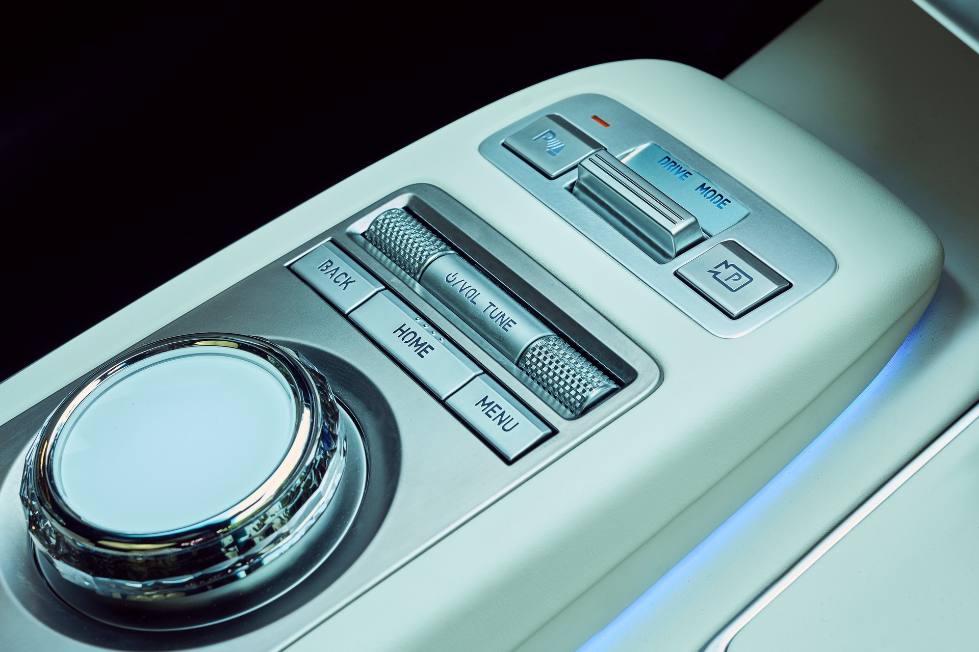 Genesis Electrified GV70 Coming To LA Auto Show, Enters Production Next Month