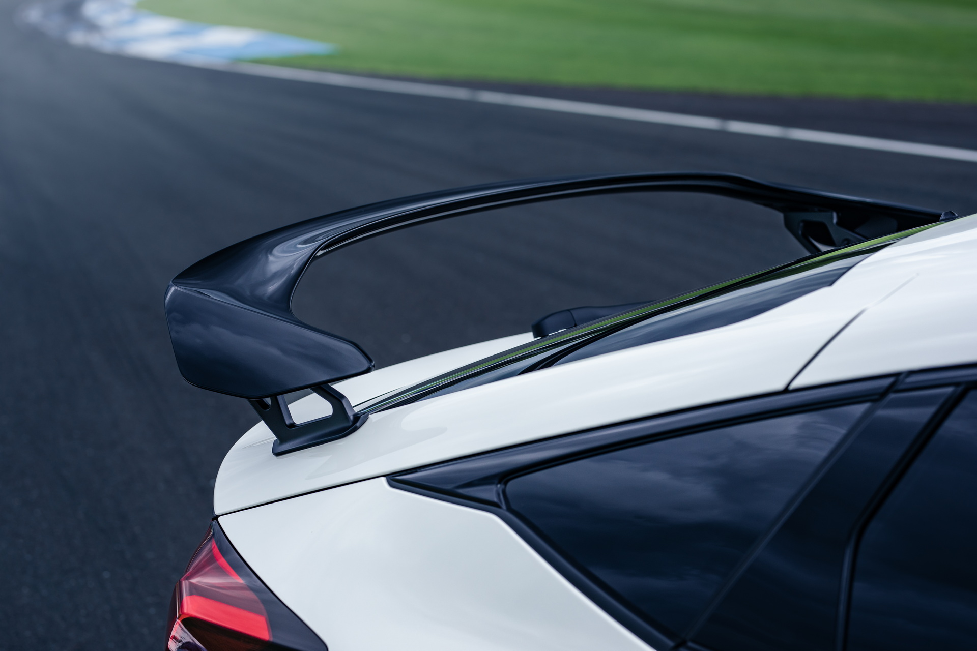 2023 Honda Civic Type R Costs As Much As The VW Golf R In Australia