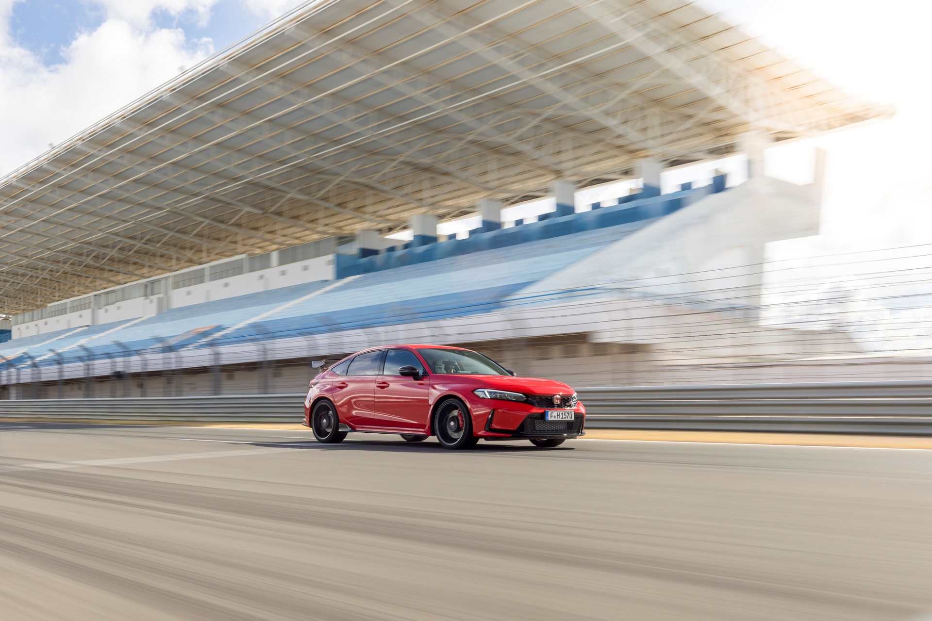 2023 Honda Civic Type R Offers 325 HP For £46,995 In The UK