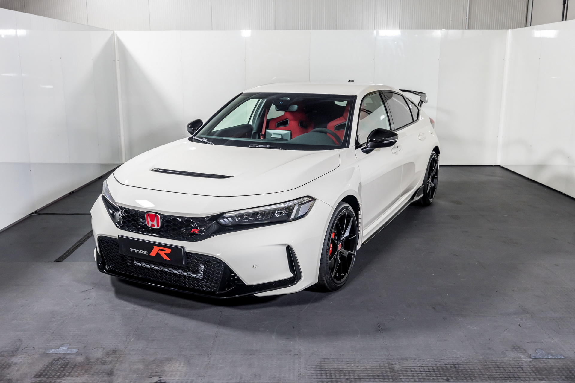 2023 Honda Civic Type R Costs As Much As The VW Golf R In Australia