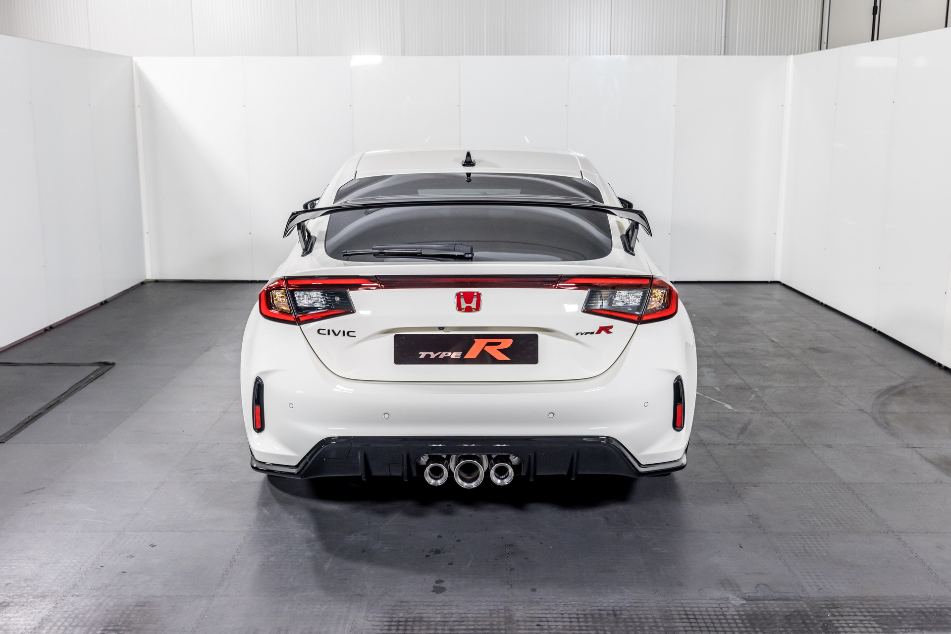 2023 Honda Civic Type R Costs As Much As The VW Golf R In Australia