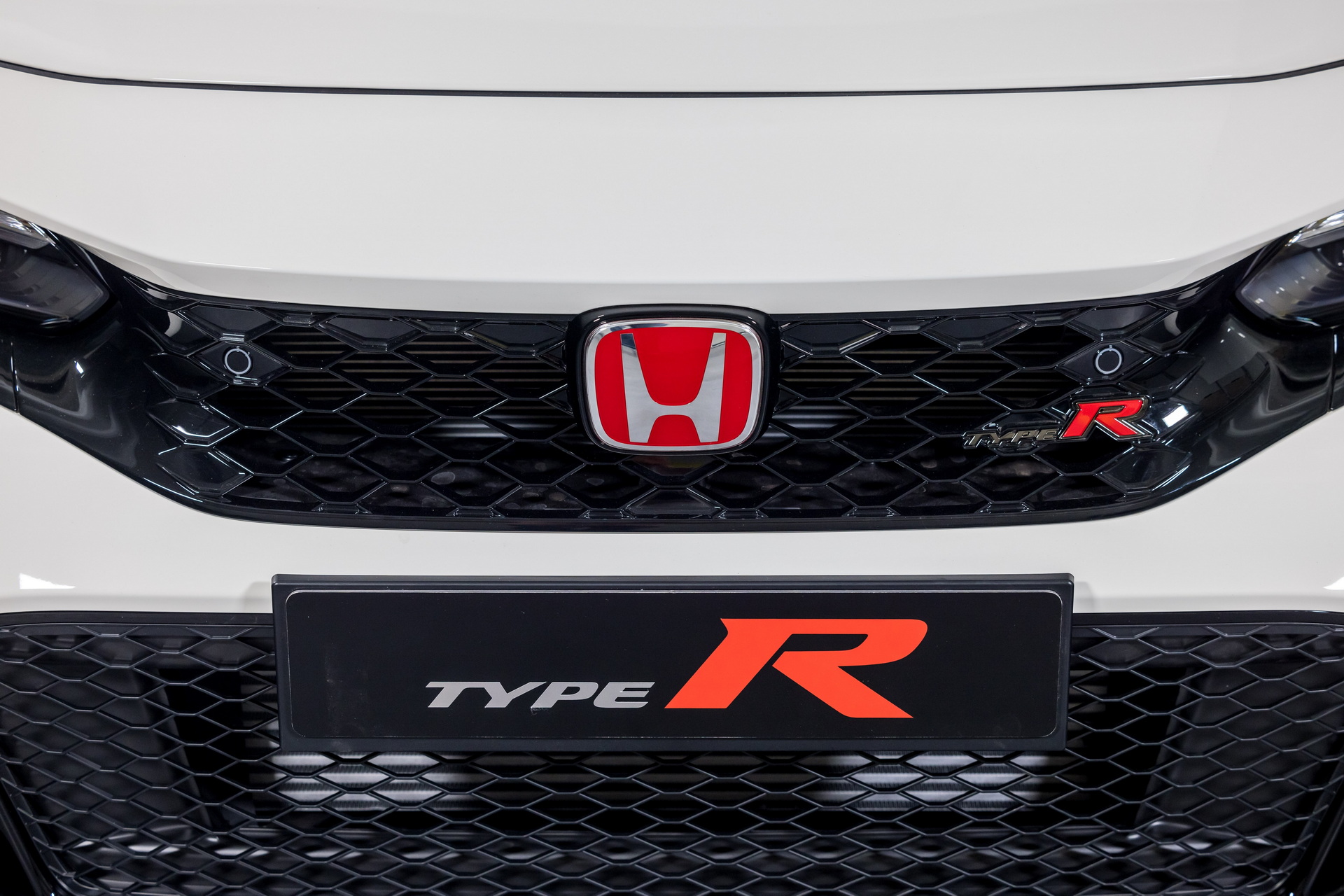2023 Honda Civic Type R Costs As Much As The VW Golf R In Australia