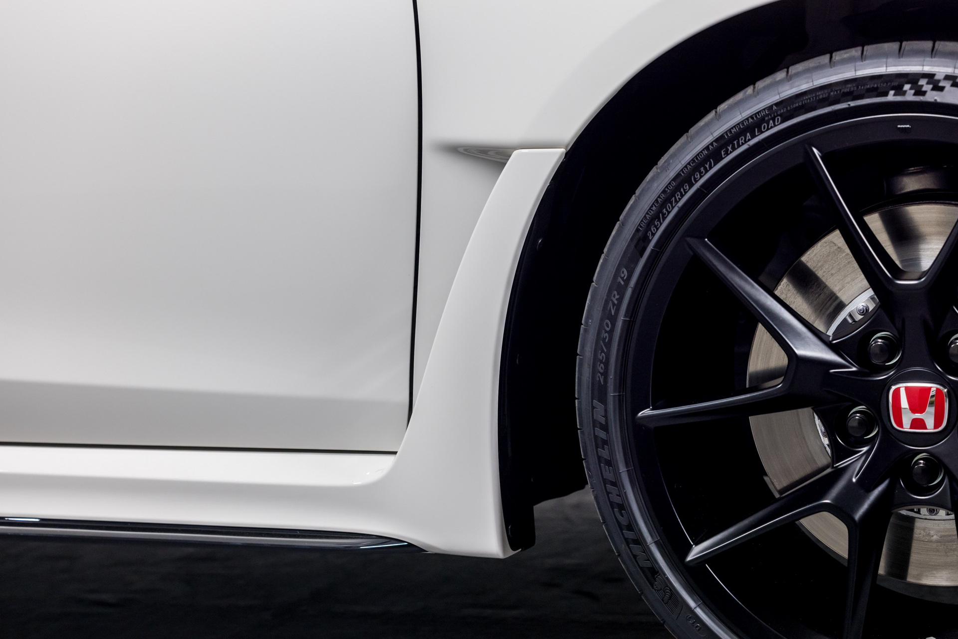 2023 Honda Civic Type R Costs As Much As The VW Golf R In Australia