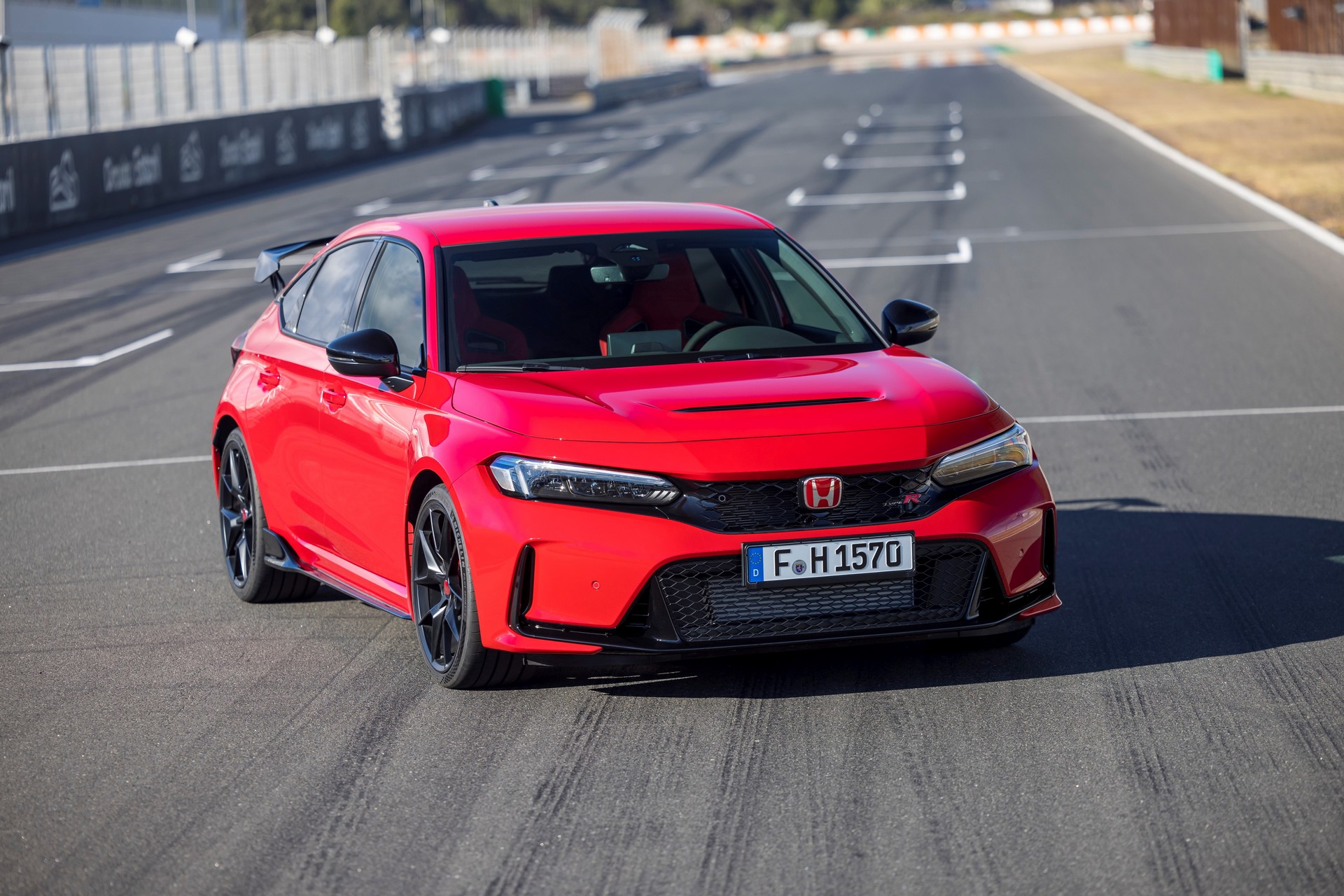 2023 Honda Civic Type R Offers 325 HP For £46,995 In The UK