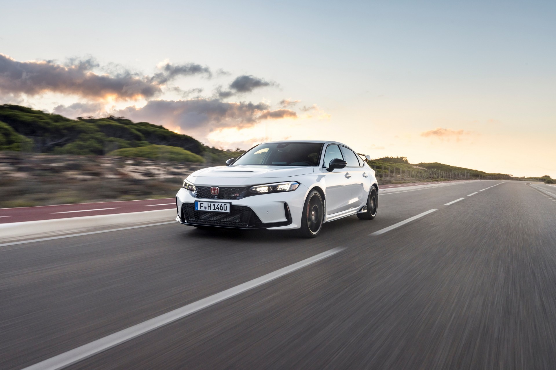 2023 Honda Civic Type R Offers 325 HP For £46,995 In The UK