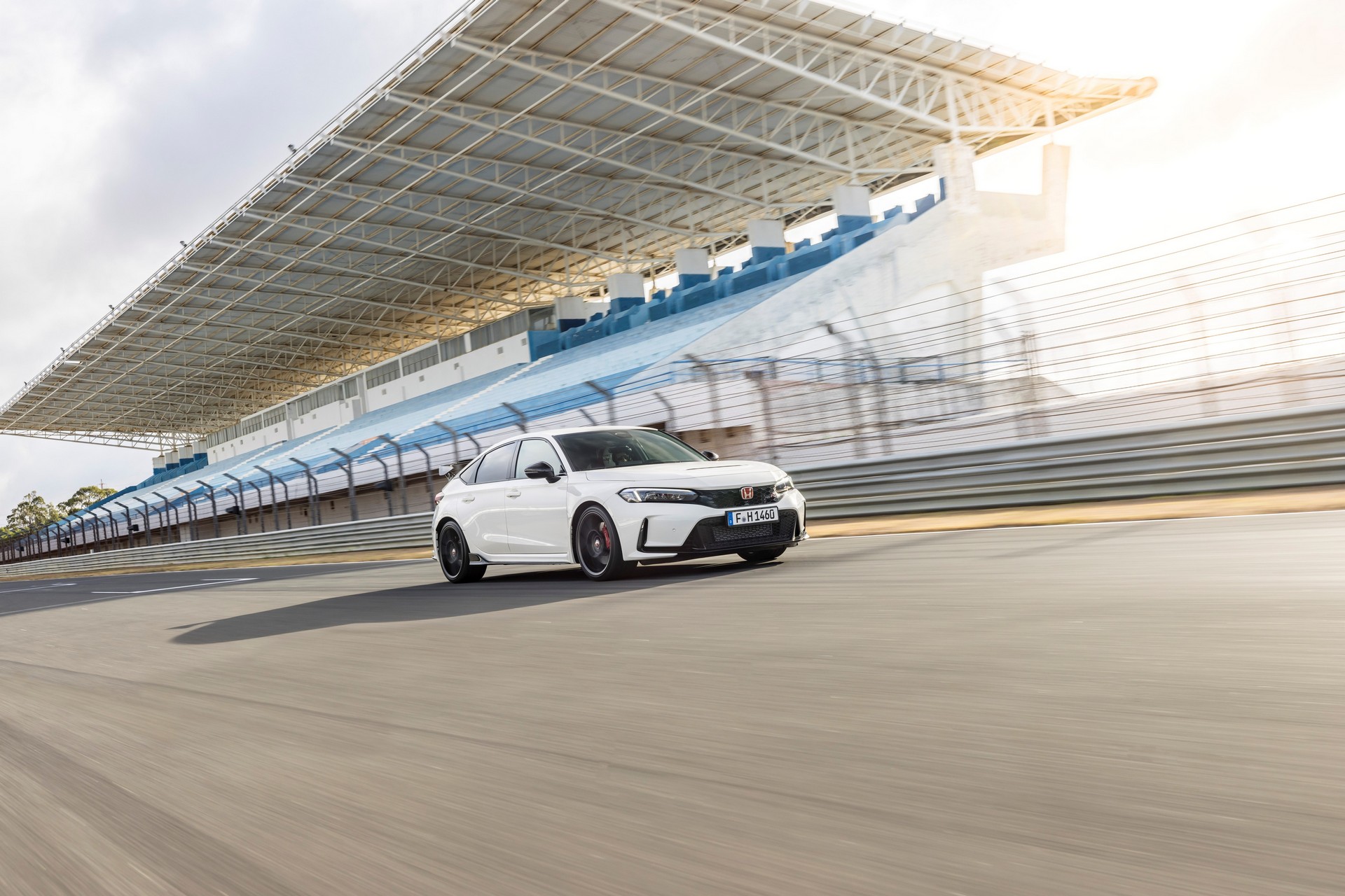 2023 Honda Civic Type R Offers 325 HP For £46,995 In The UK