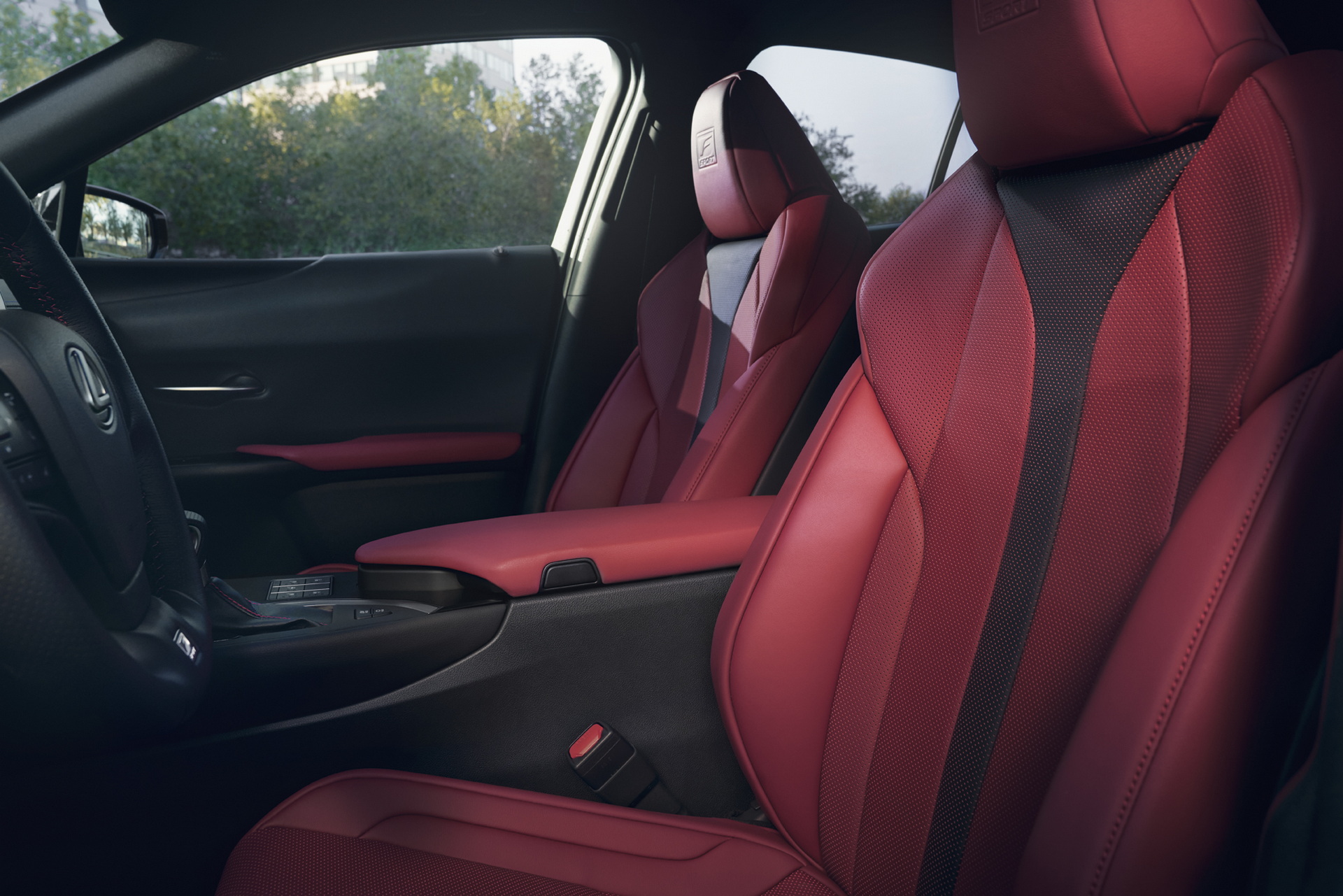 2023 Lexus UX 300e Arrives In Europe With 40% More Range And Better Tech