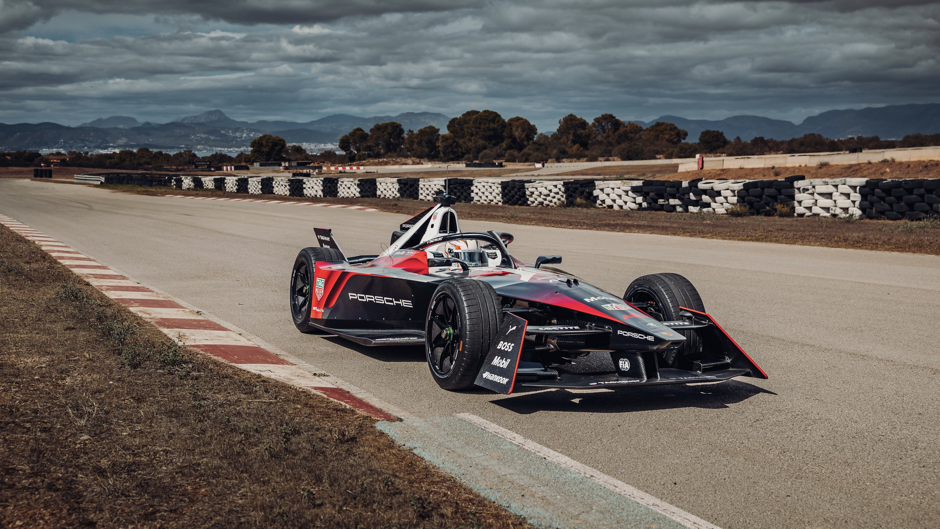 Porsche Unveils Its Gen3 Competitor For The 2023 Formula E Series