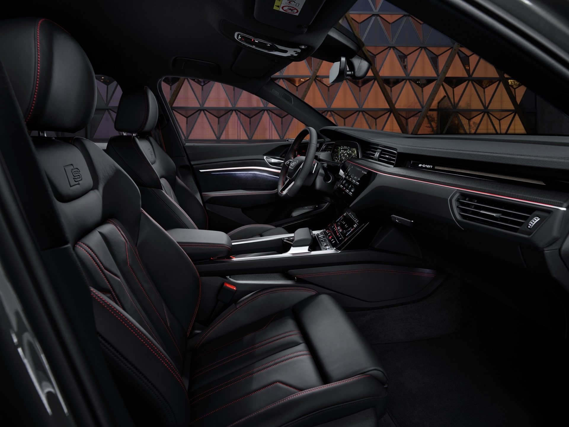 2024 Audi Q8 E-Tron Realigns Itself With Bigger Battery And Improved Looks