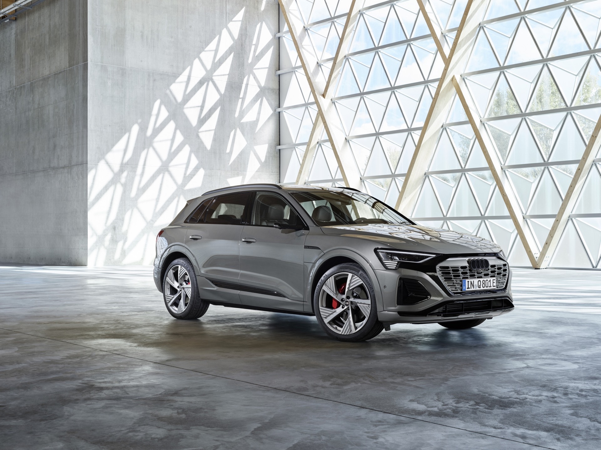 2024 Audi Q8 E-Tron Realigns Itself With Bigger Battery And Improved Looks