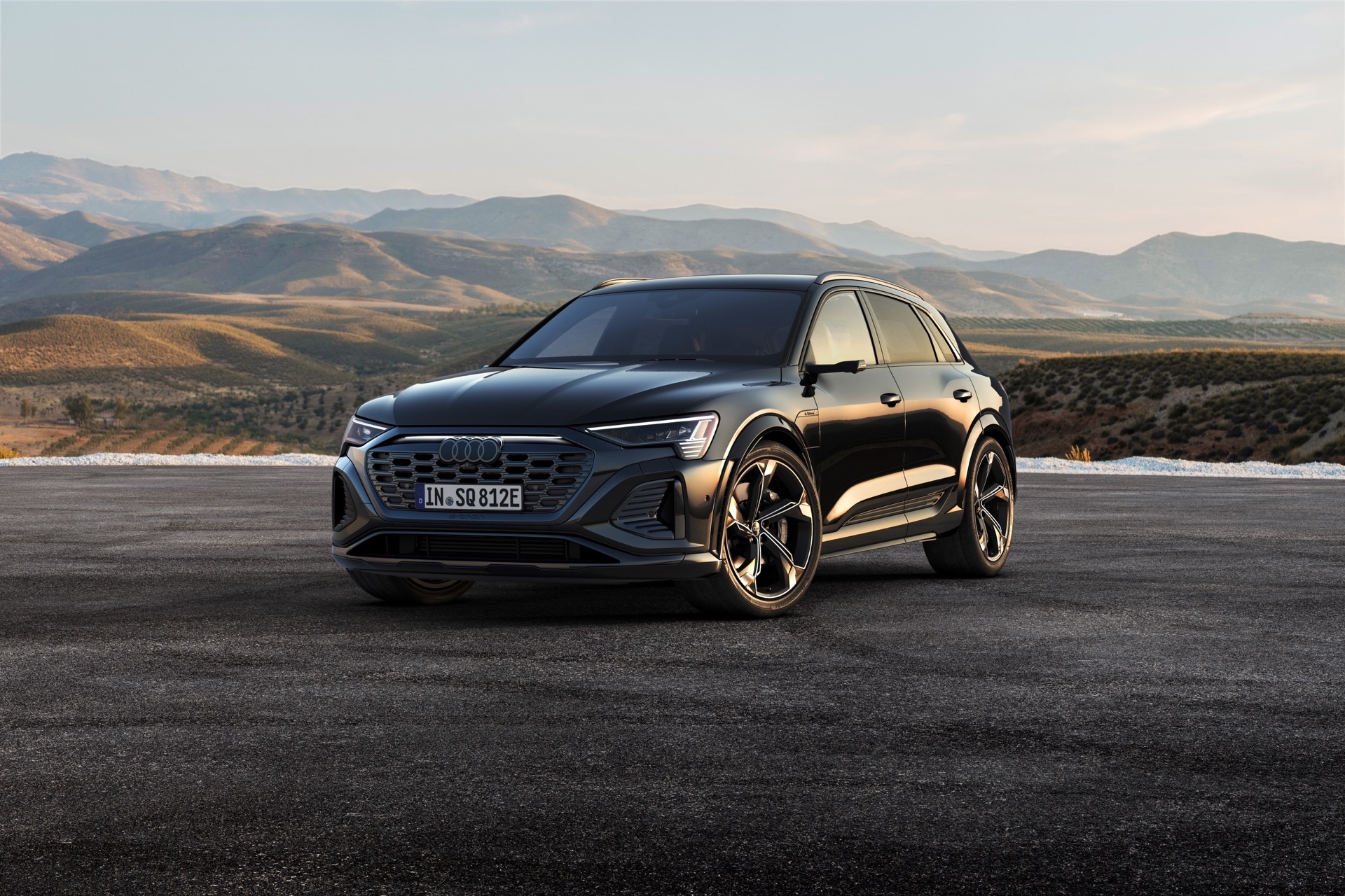 2024 Audi Q8 E-Tron Realigns Itself With Bigger Battery And Improved Looks