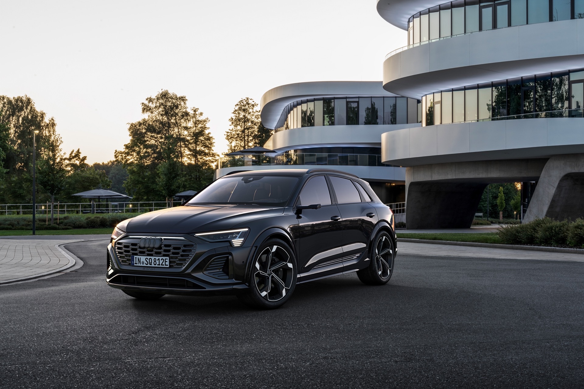 2024 Audi Q8 E-Tron Realigns Itself With Bigger Battery And Improved Looks