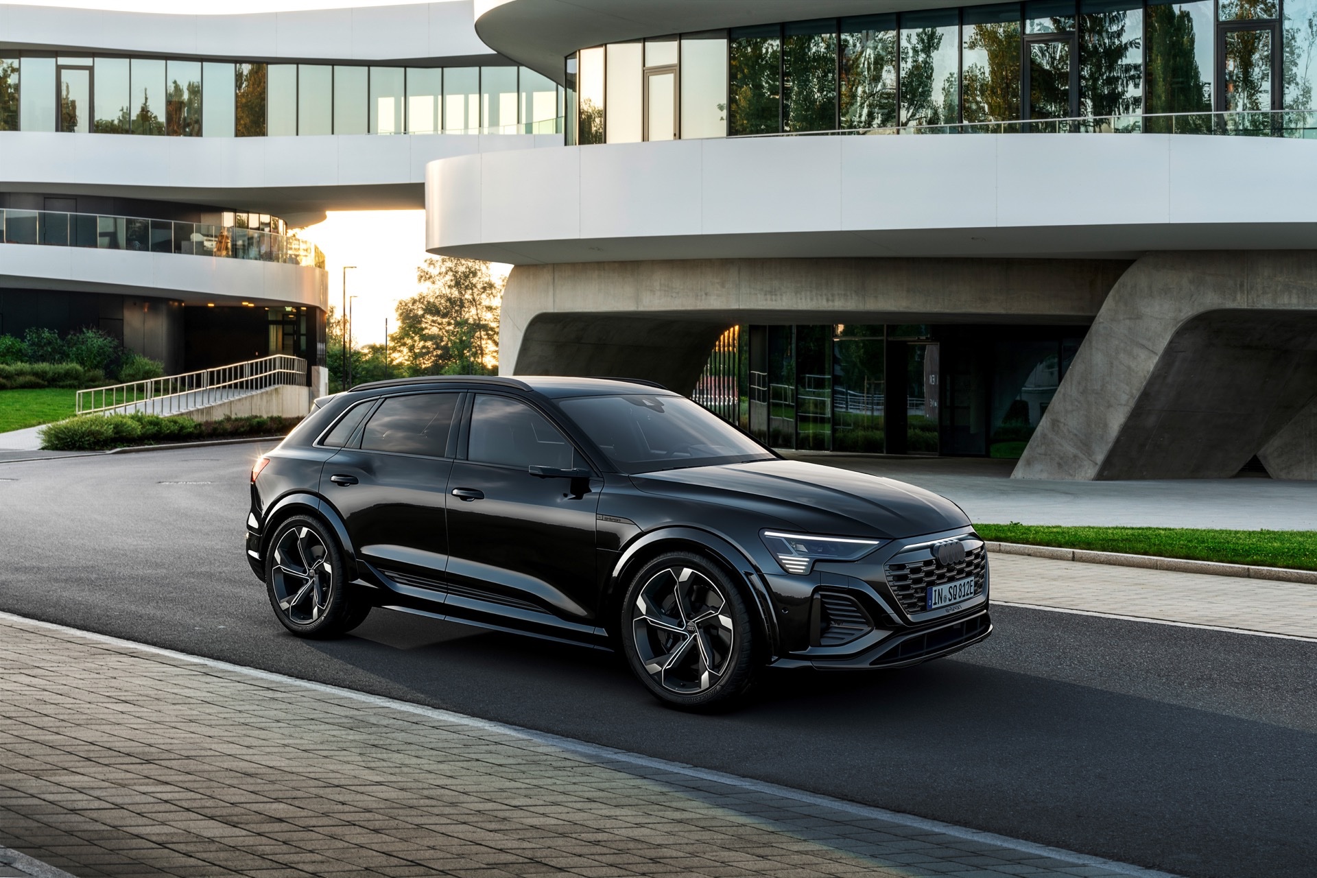 2024 Audi Q8 E-Tron Realigns Itself With Bigger Battery And Improved Looks
