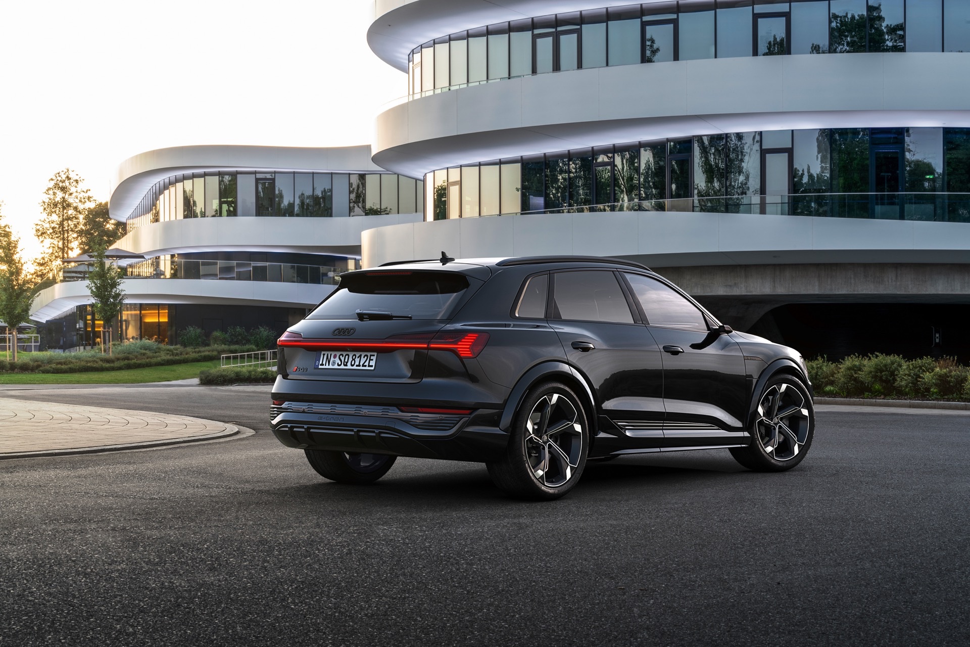 2024 Audi Q8 E-Tron Realigns Itself With Bigger Battery And Improved Looks