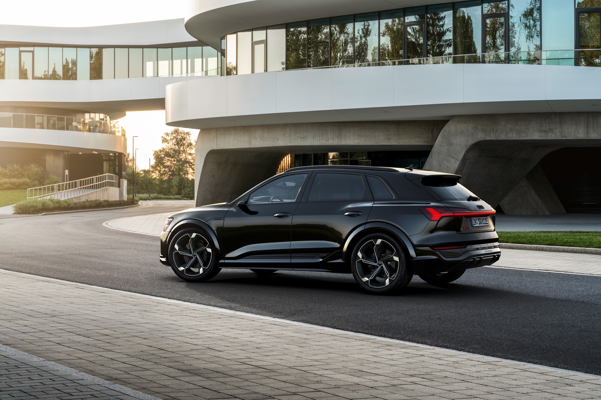 2024 Audi Q8 E-Tron Realigns Itself With Bigger Battery And Improved Looks