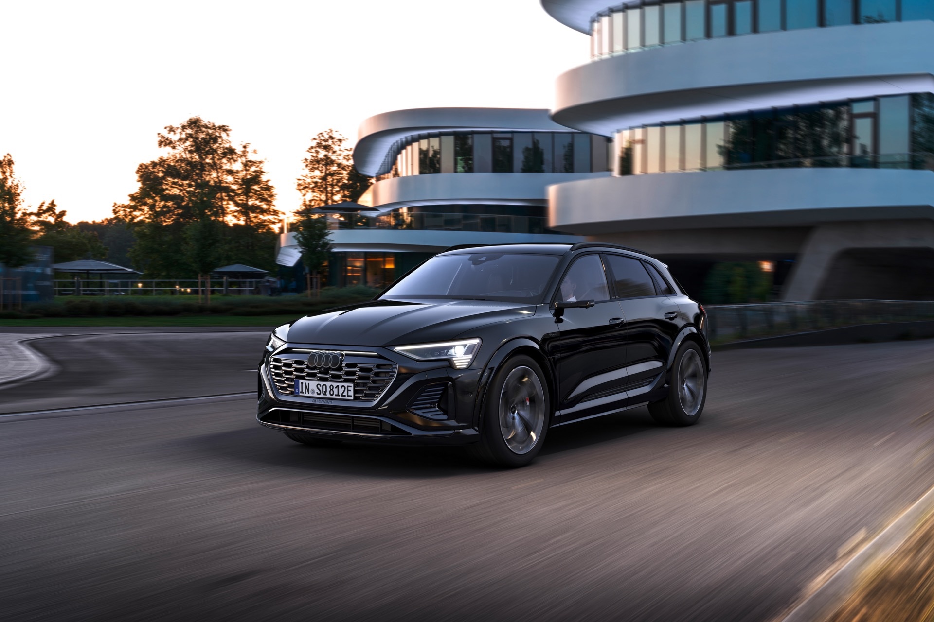 2024 Audi Q8 E-Tron Realigns Itself With Bigger Battery And Improved Looks