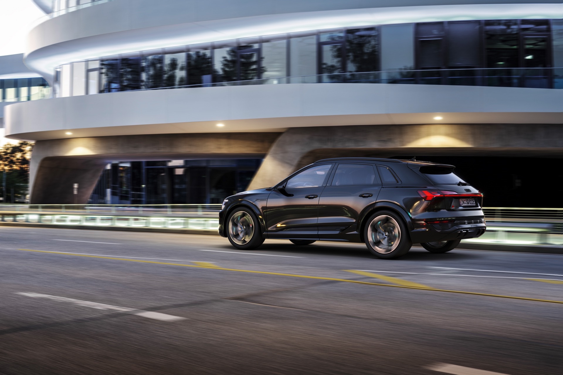 2024 Audi Q8 E-Tron Realigns Itself With Bigger Battery And Improved Looks