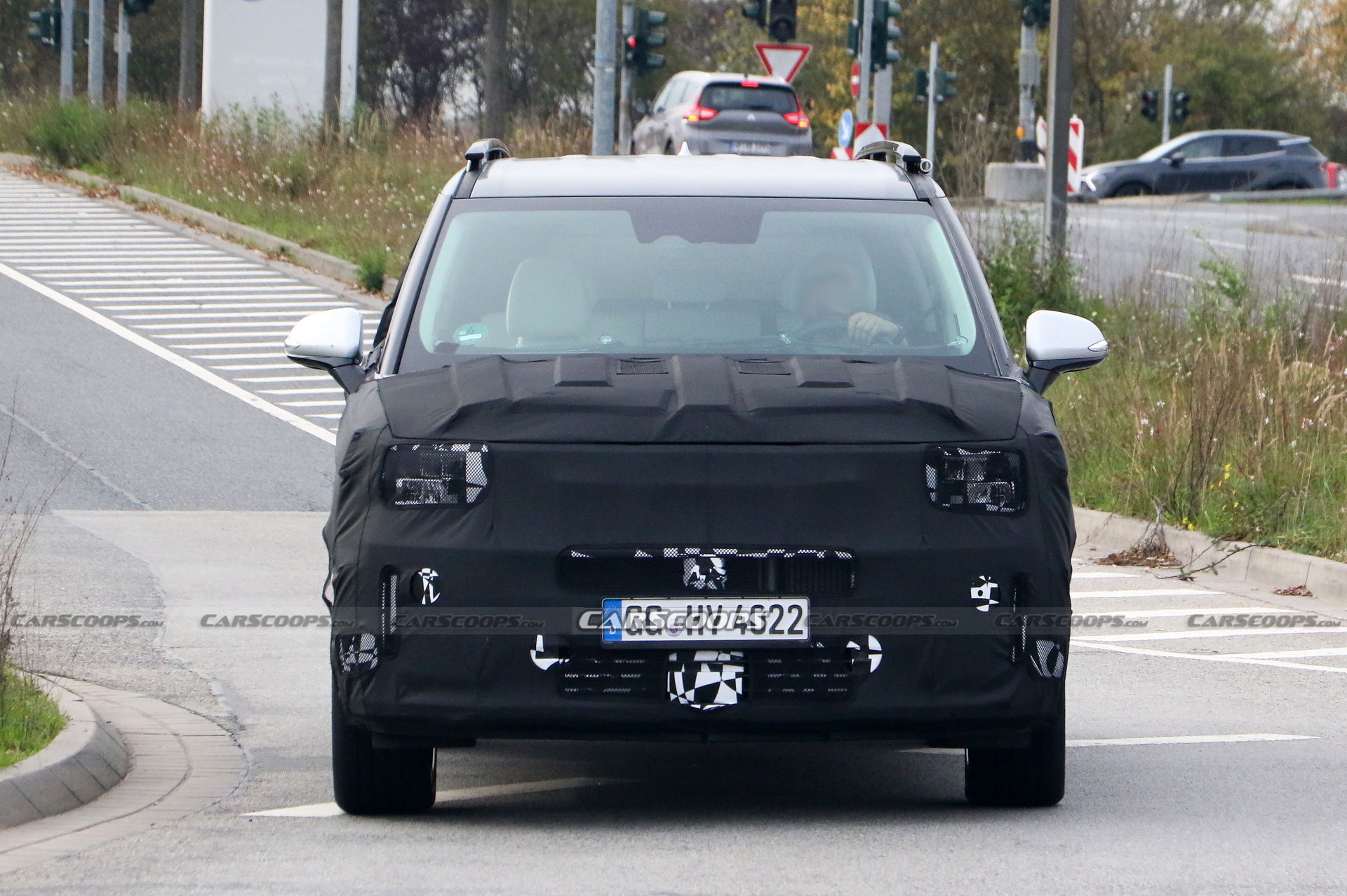 The 2024 Hyundai Santa Fe Will Feature A Classy, Grandeur-Like Cabin