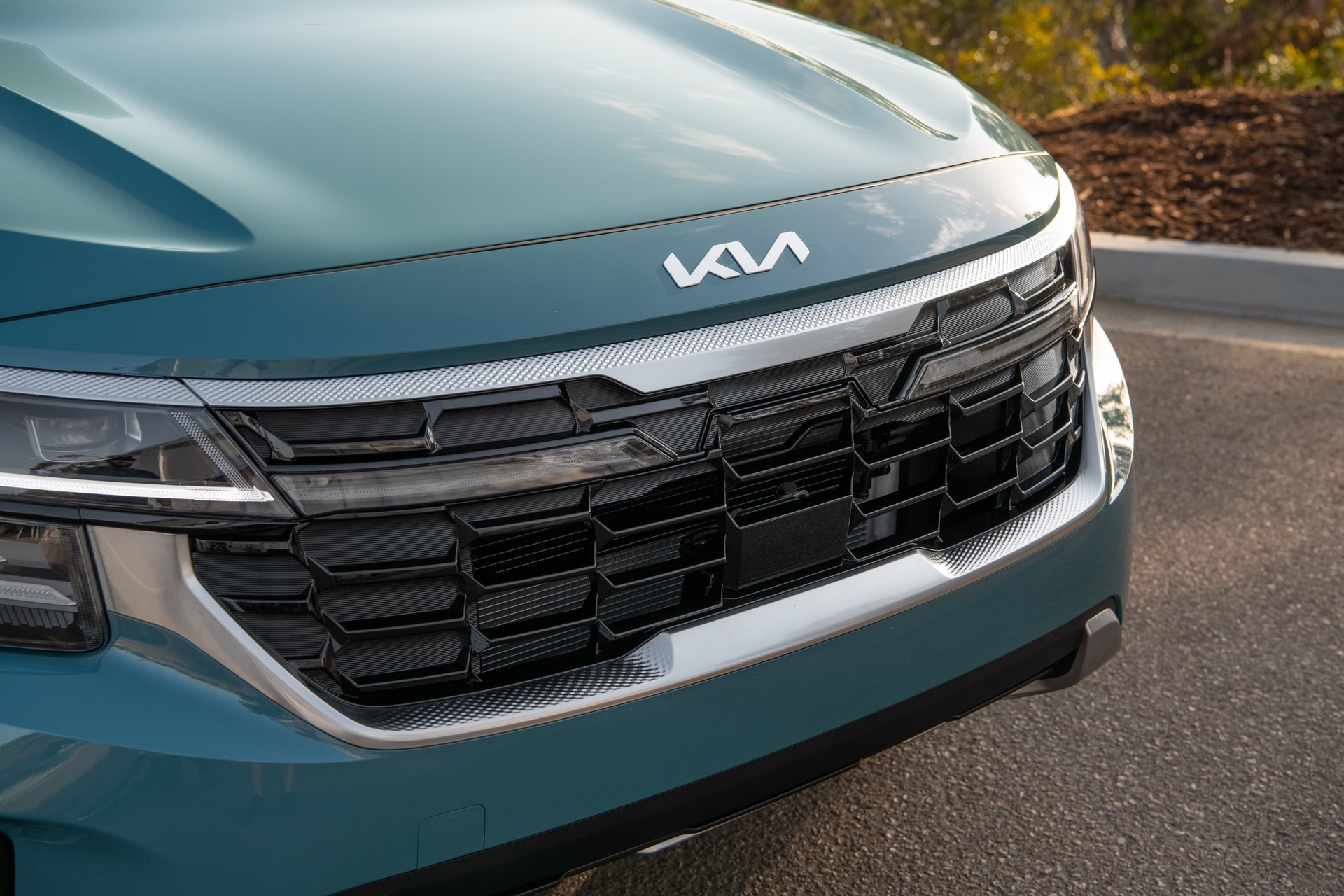 2024 Kia Seltos Combines Classier Looks With Updated Interior And 195 HP Turbo Engine