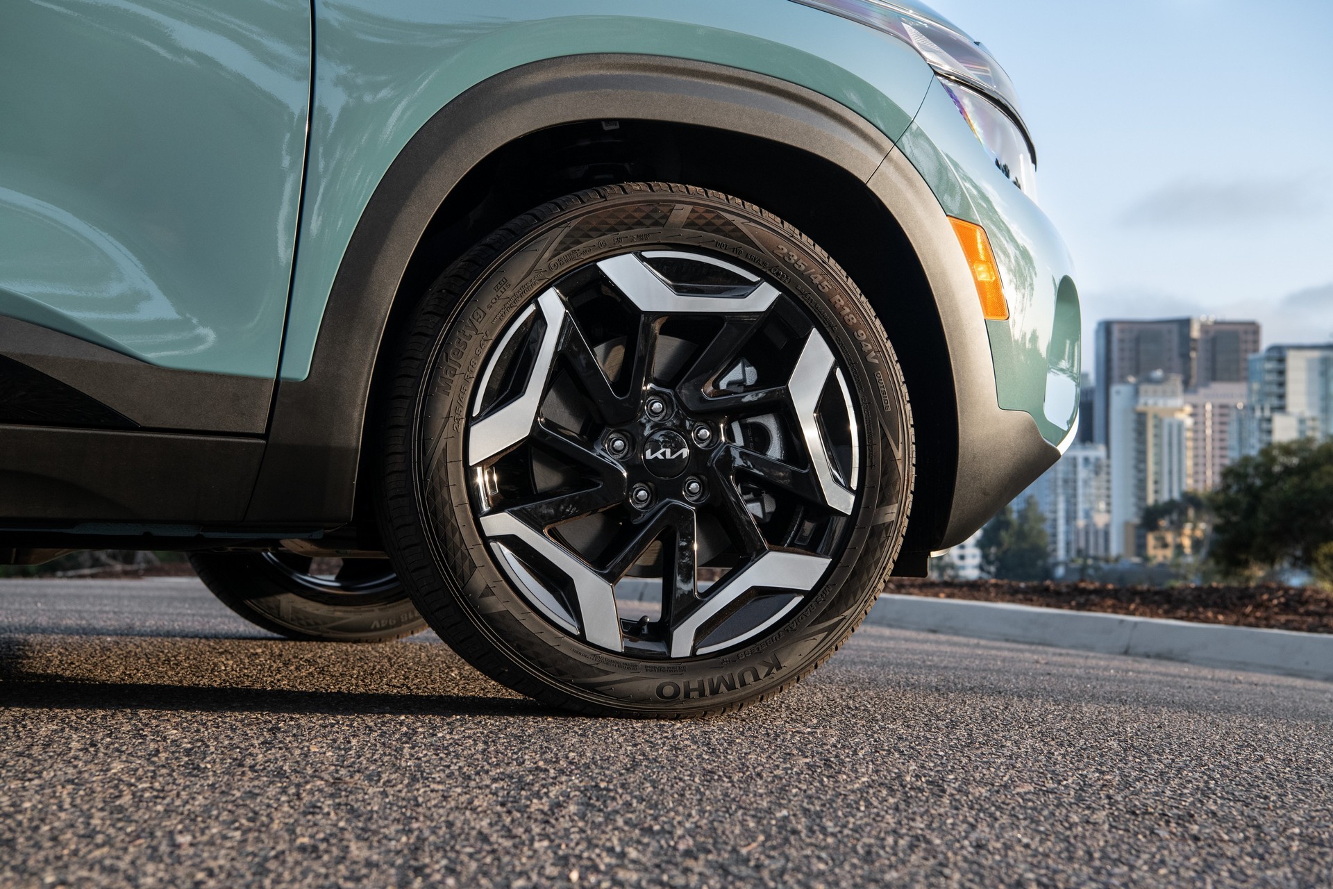 2024 Kia Seltos Combines Classier Looks With Updated Interior And 195 HP Turbo Engine