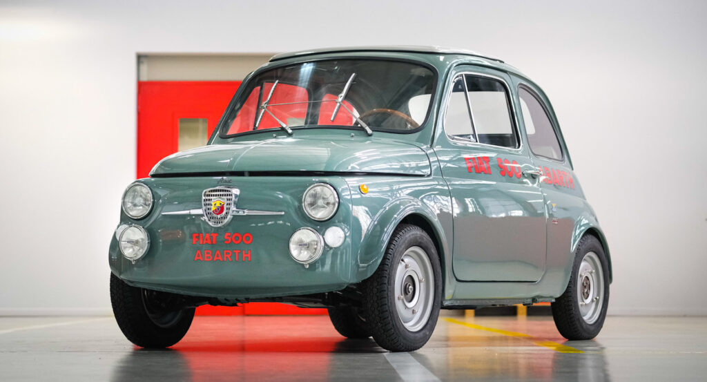  Abarth Classiche Celebrates 100 Years Of Monza Circuit With Fiat 500 Restomod
