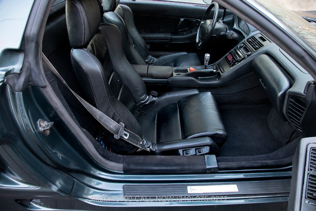 This Is One Of The Cheapest First-Gen Acura NSXs You Can Buy