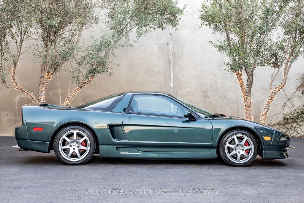 This Is One Of The Cheapest First-Gen Acura NSXs You Can Buy