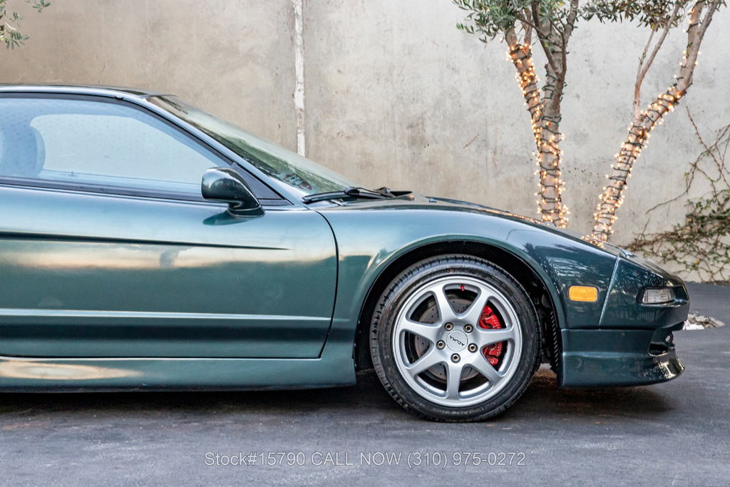 This Is One Of The Cheapest First-Gen Acura NSXs You Can Buy