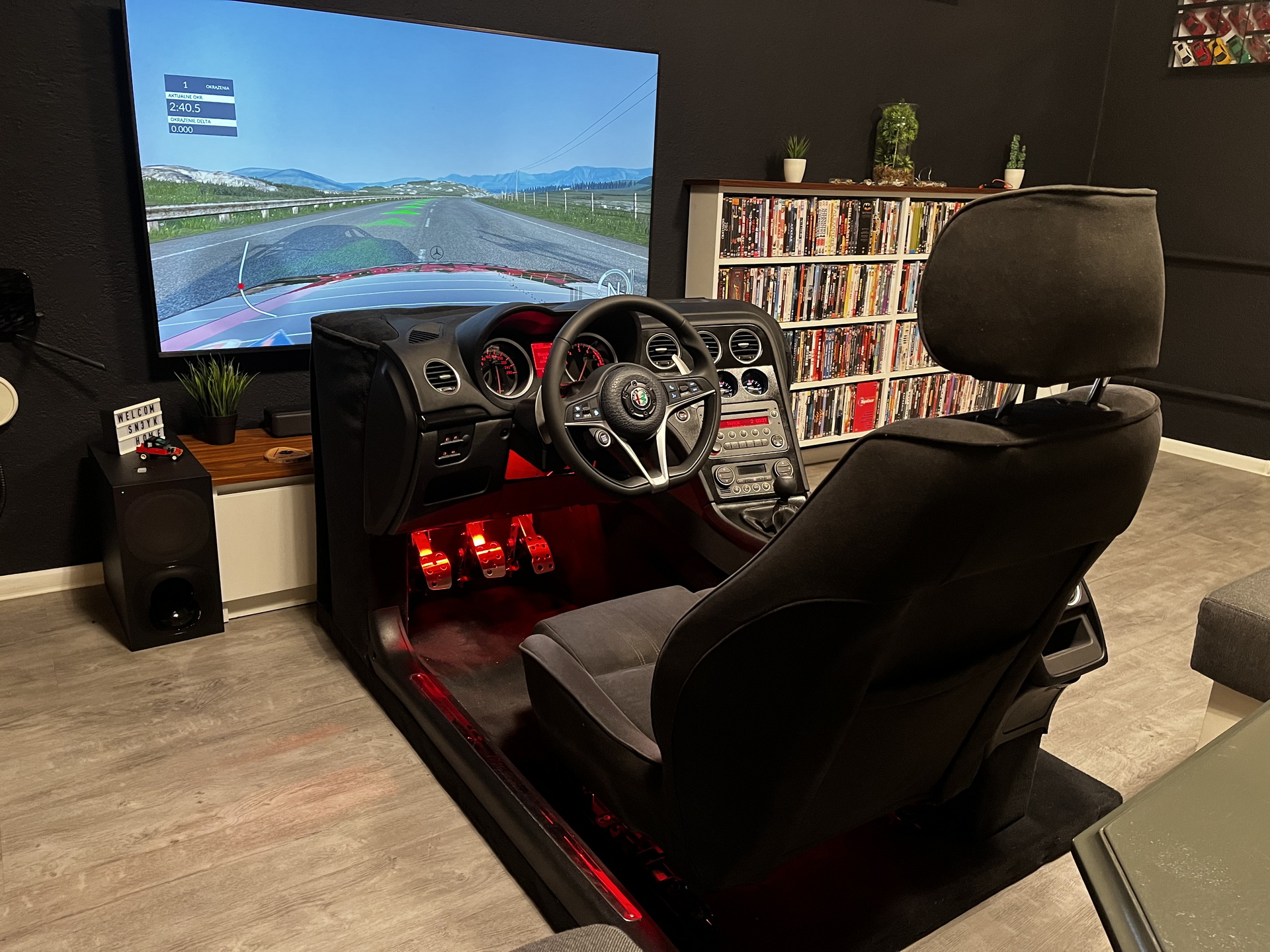 This HomeBuilt Alfa Romeo Racing Game Simulator Will Give You Cargasms