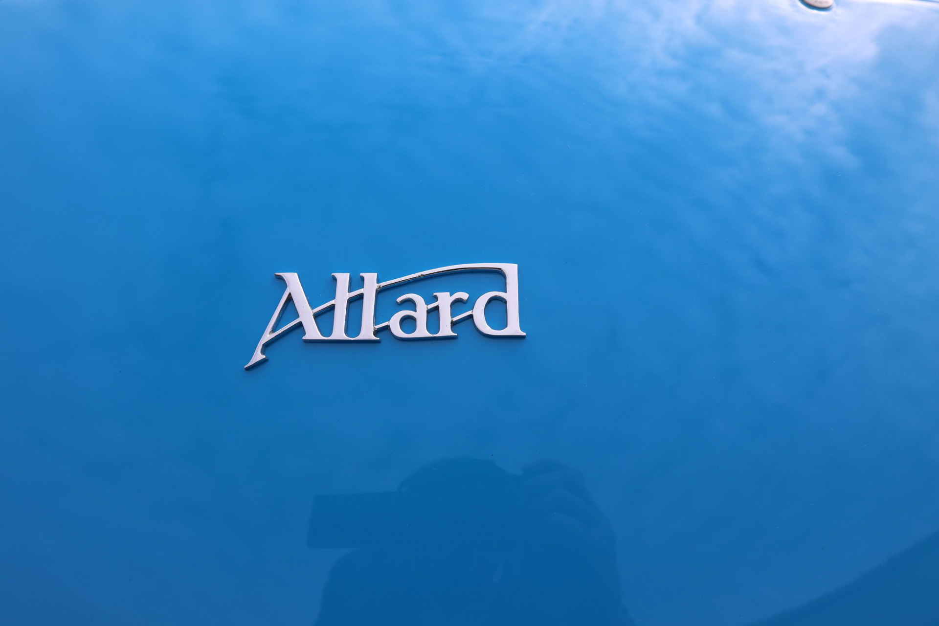 The Allard J2 Is The Anglo-American V8 Sports Car That Inspired The Shelby Cobra