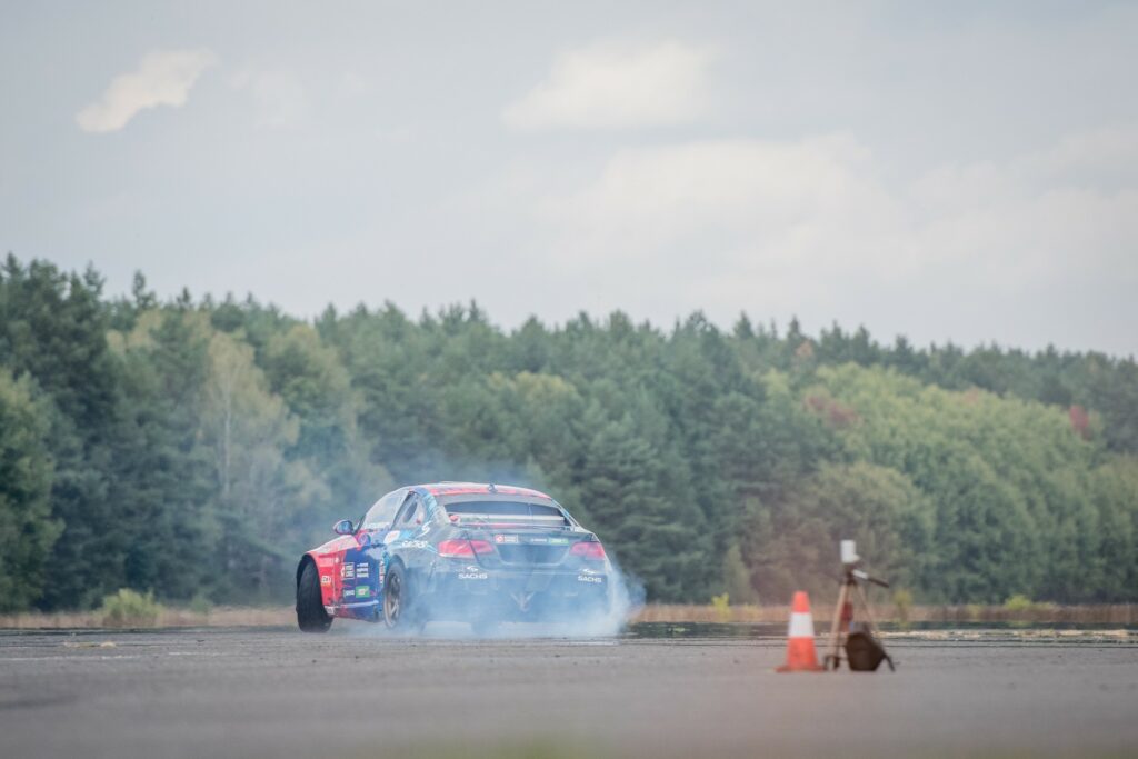 Polish Racer Performs Record Breaking 144 MPH Drift In 1,000 HP