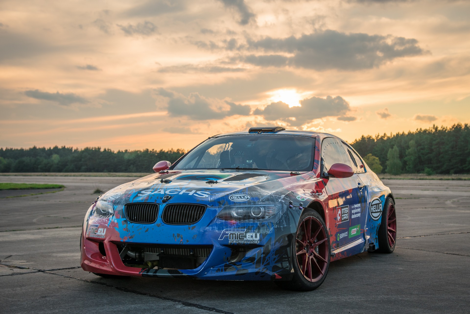 Polish Racer Performs Record Breaking 144 MPH Drift In 1,000 HP BMW…Using His Feet