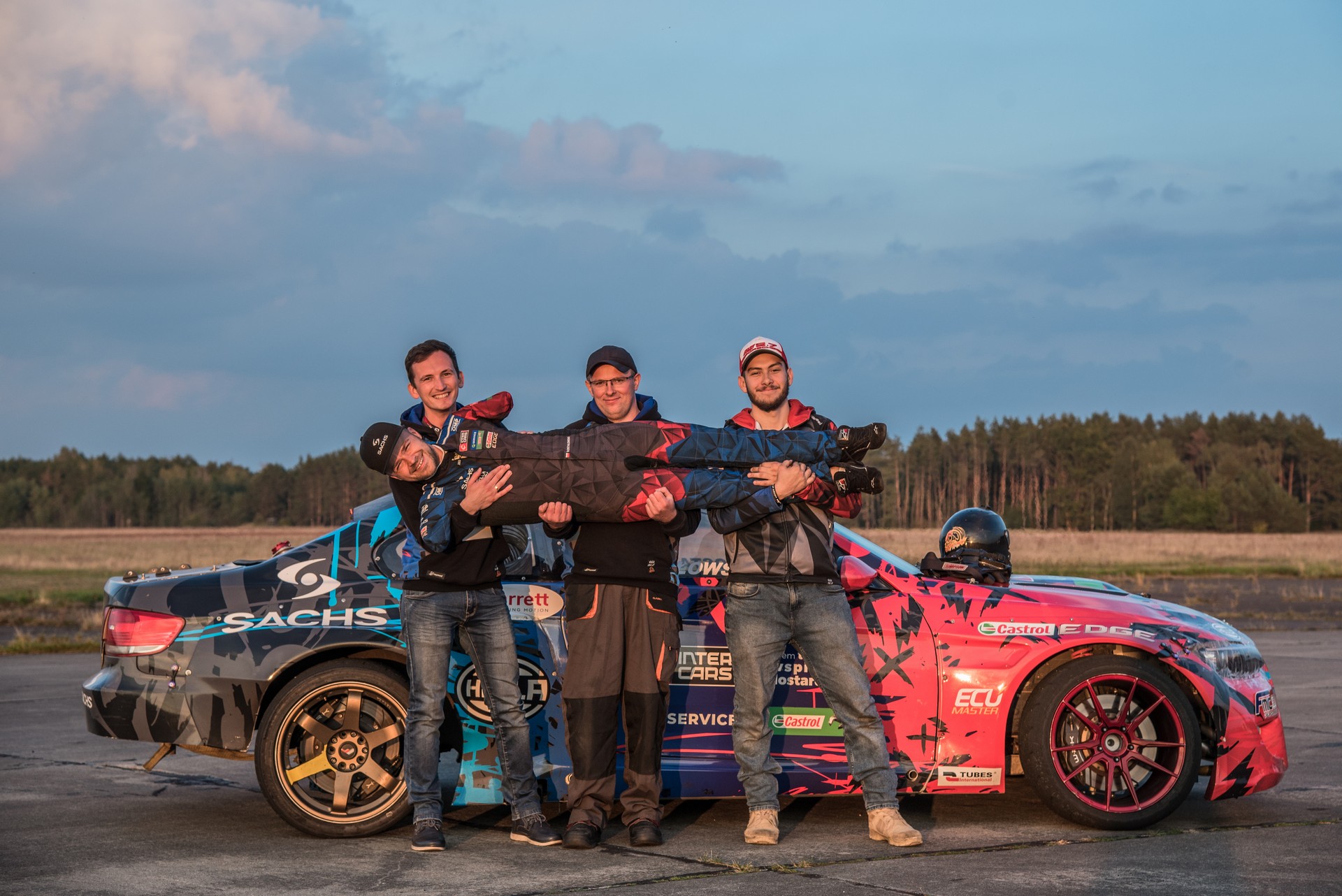 Polish Racer Performs Record Breaking 144 MPH Drift In 1,000 HP BMW…Using His Feet