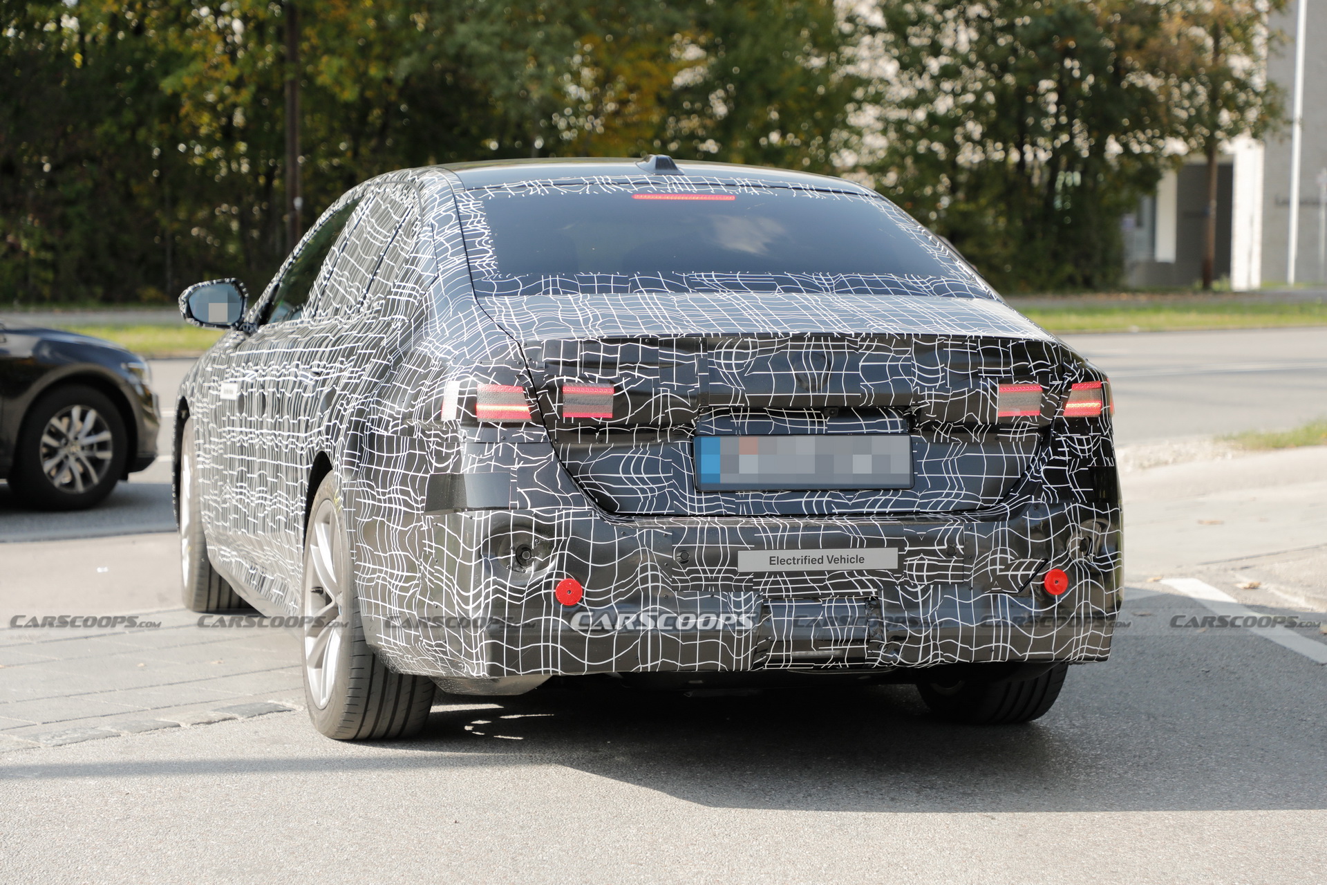 Next-Gen BMW 5-Series Wears A Pretty New Face Alongside Electric i5