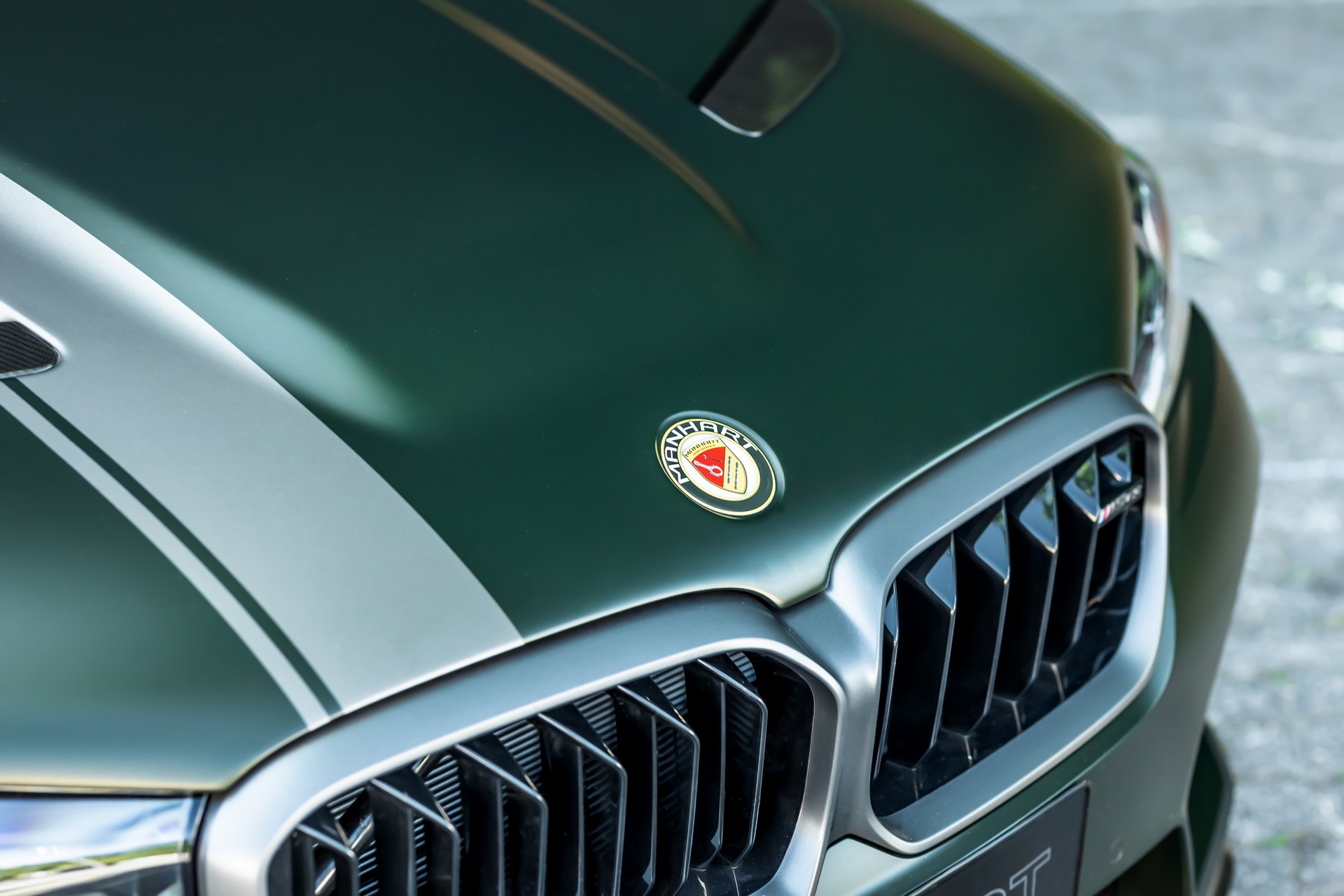 Manhart Unleashes Its 788-HP Tuned BMW M5 CS