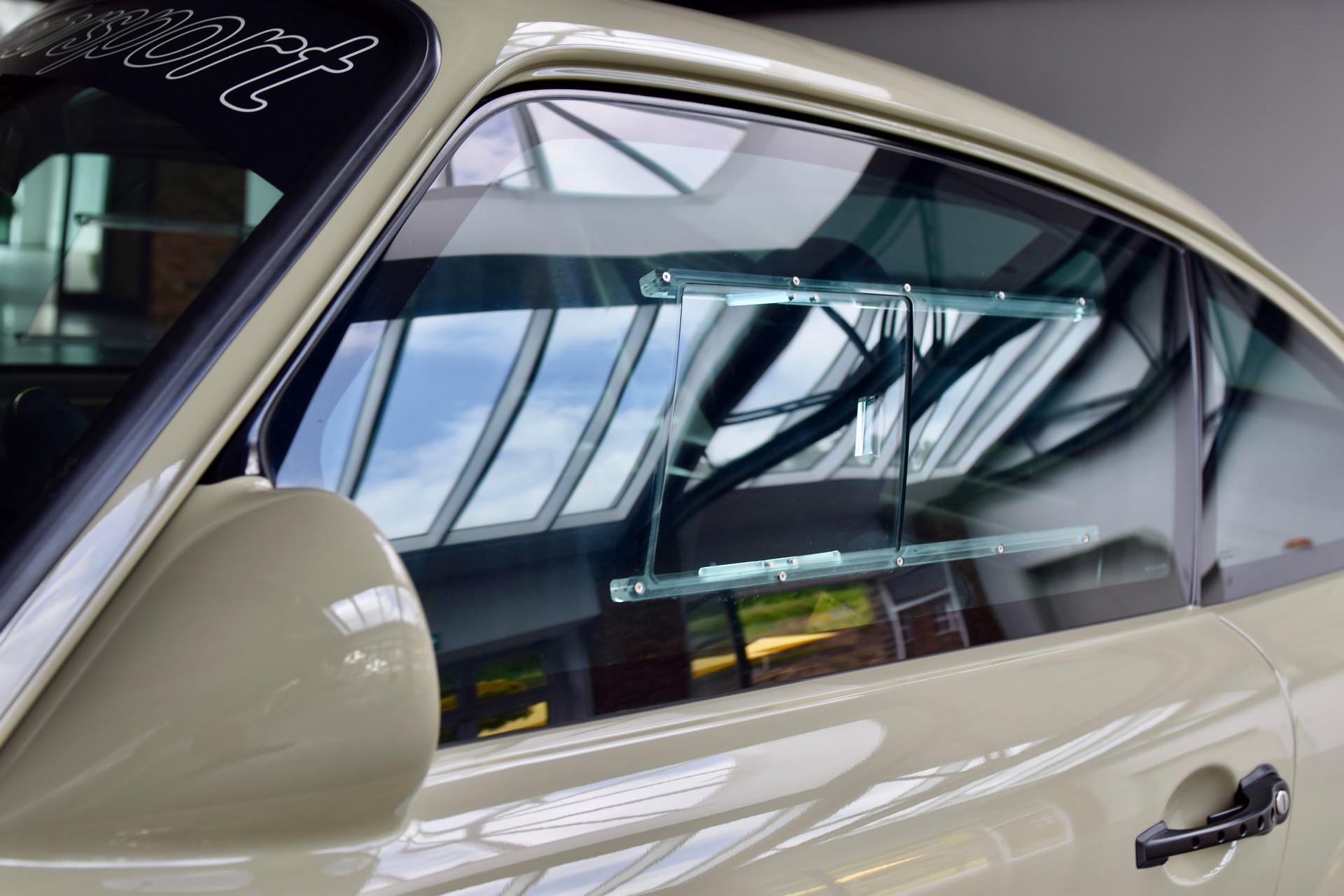 DP Motorsport Has Created The Porsche 964 911 Of Our Dreams