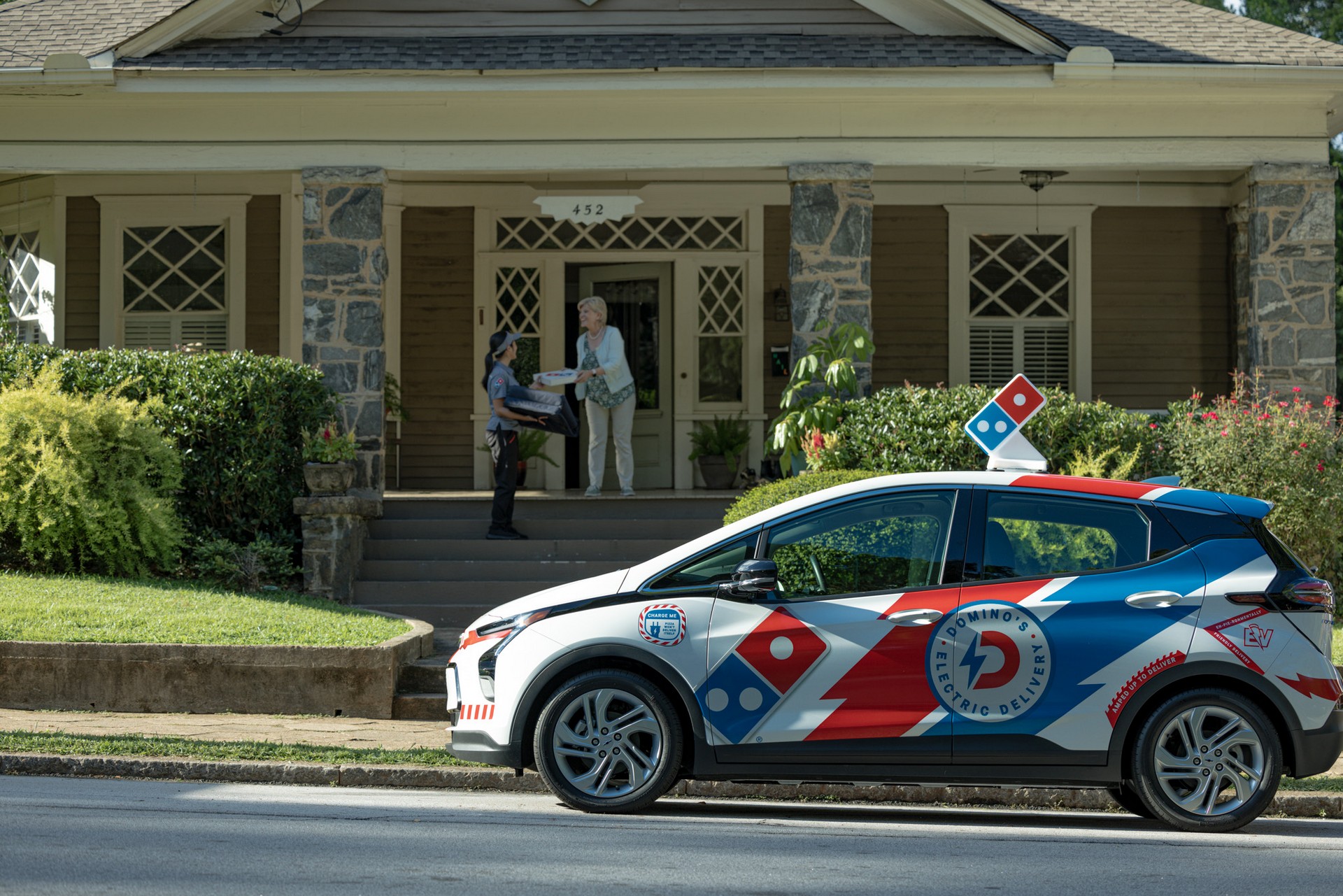 Domino’s Rolling Out Fleet Of 855 Chevy Bolt Electric Pizza Delivery Vehicles