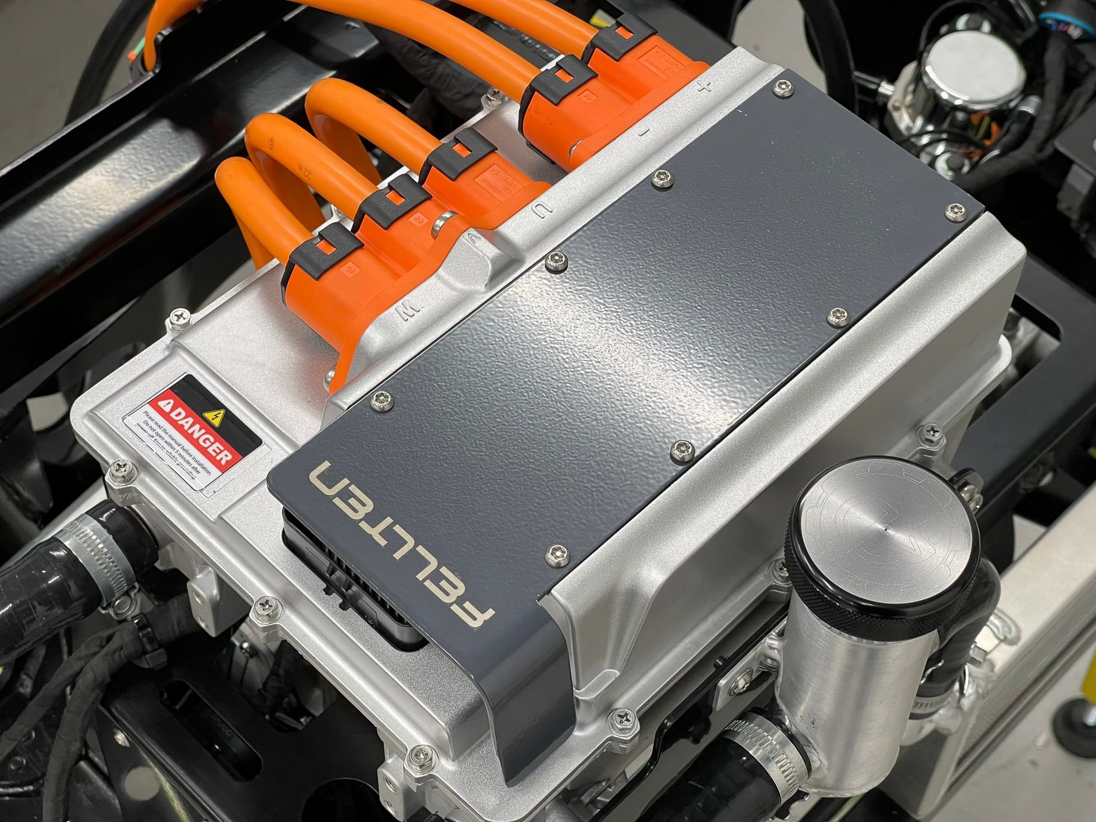 This Tuner Will Turn Your Classic Porsche 911 And Other Cars Into EVs