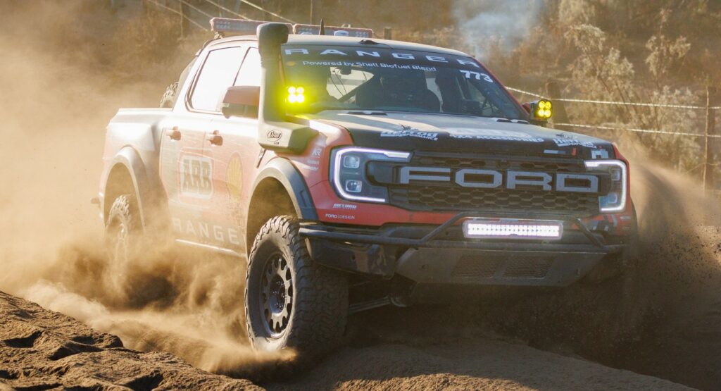  Ford’s New Ranger Raptor Completes Baja 1000, Drives Back To California