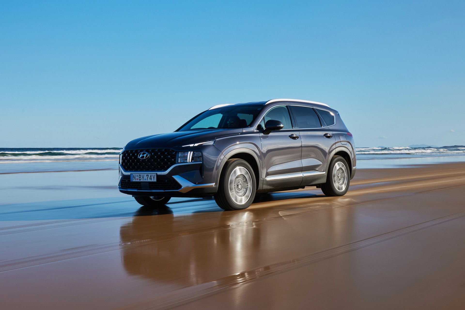 2023 Hyundai Santa Fe Hybrid Has More Torque Than 3.5-Liter V6 And More Power Than Turbo-Diesel
