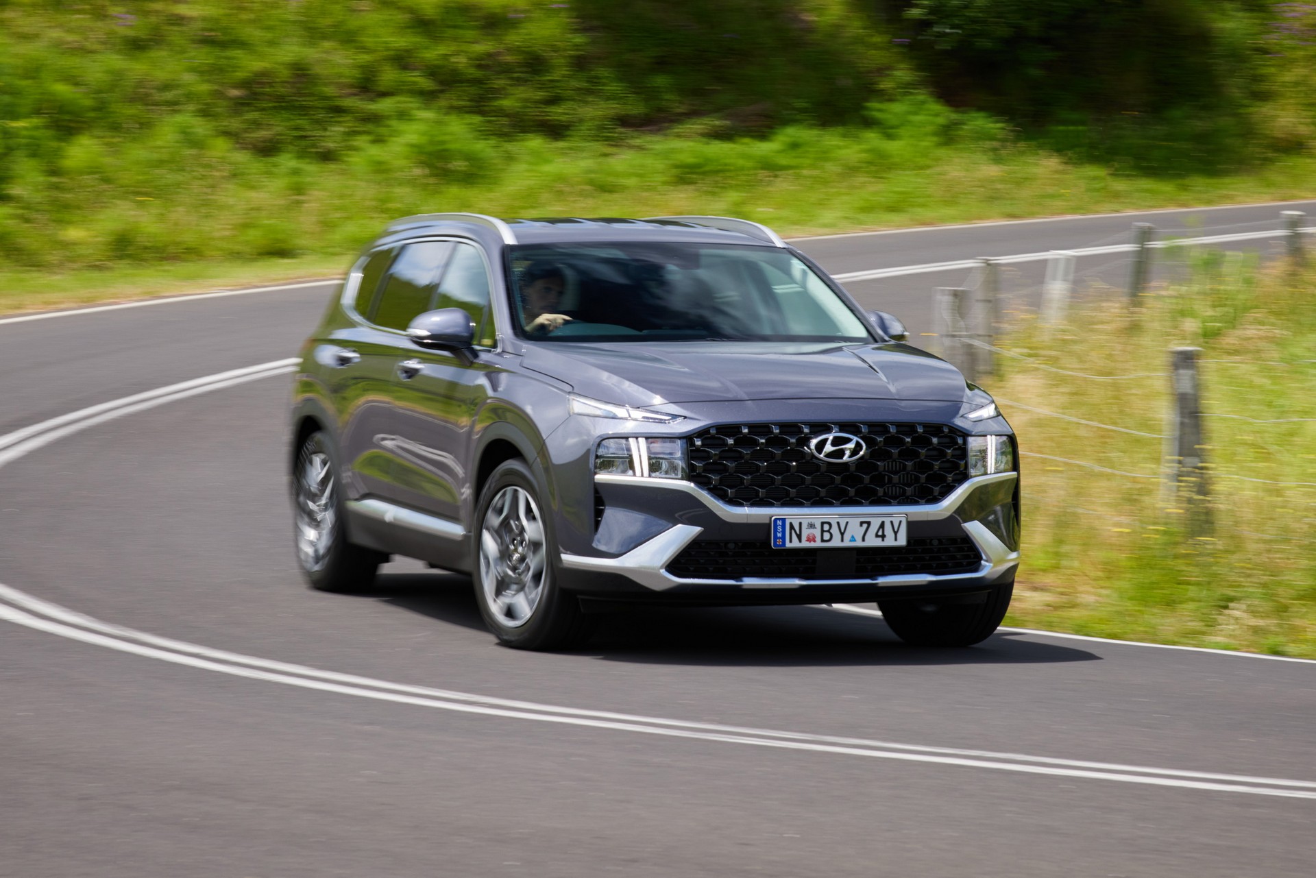 2023 Hyundai Santa Fe Hybrid Has More Torque Than 3.5-Liter V6 And More Power Than Turbo-Diesel