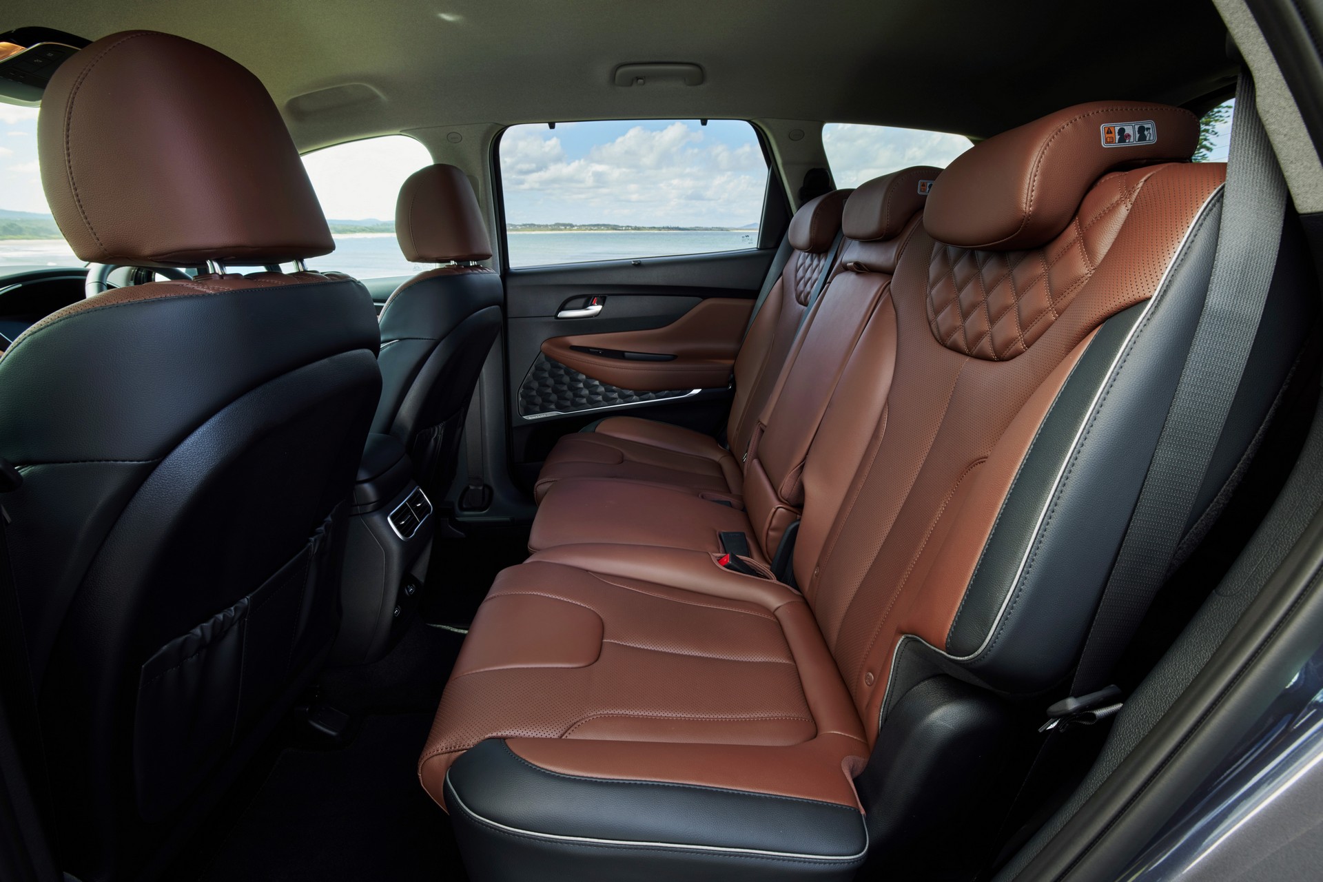 2023 Hyundai Santa Fe Hybrid Has More Torque Than 3.5-Liter V6 And More Power Than Turbo-Diesel